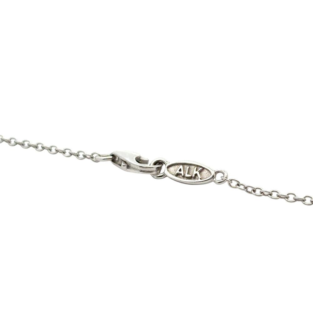 18k White Gold 0.50ctw Diamond Necklace For Sale 5