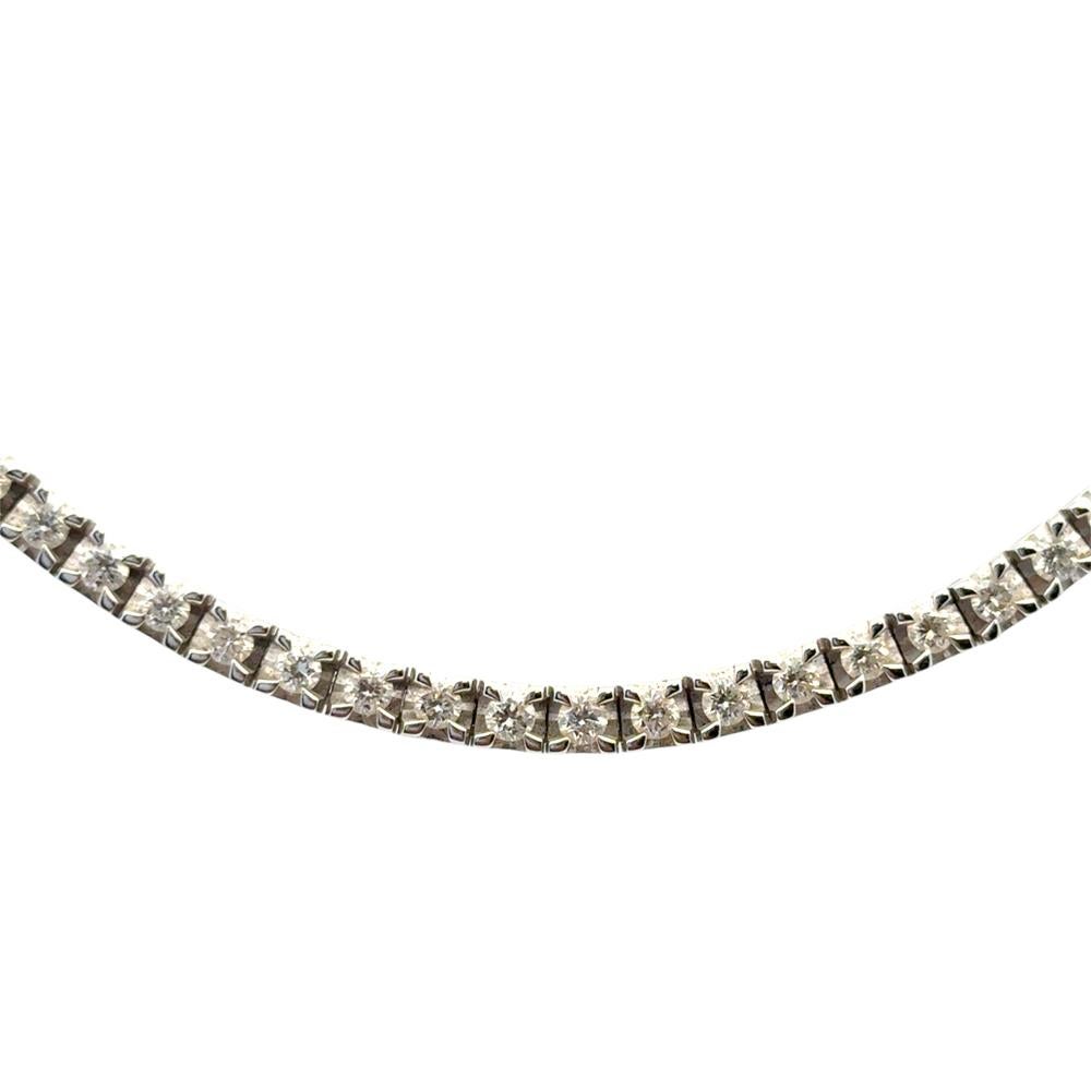 Modern 18k White Gold 0.50ctw Diamond Necklace For Sale