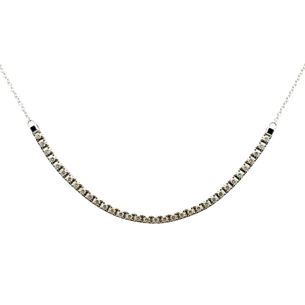 Round Cut 18k White Gold 0.50ctw Diamond Necklace For Sale