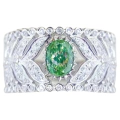 18K White Gold 0.53 CT Natural Fancy Green Diamond Ring
