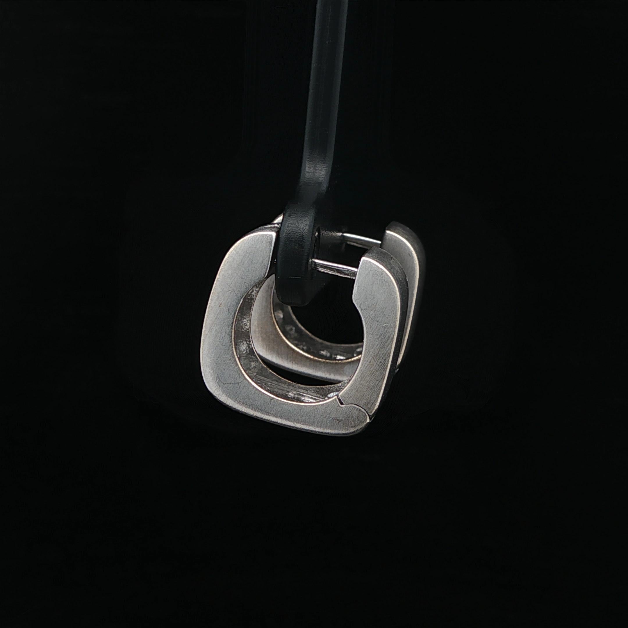 18k White Gold 0.56ctw Diamond Brushed Finish Wide Squared Huggie Hoop Earrings For Sale 1