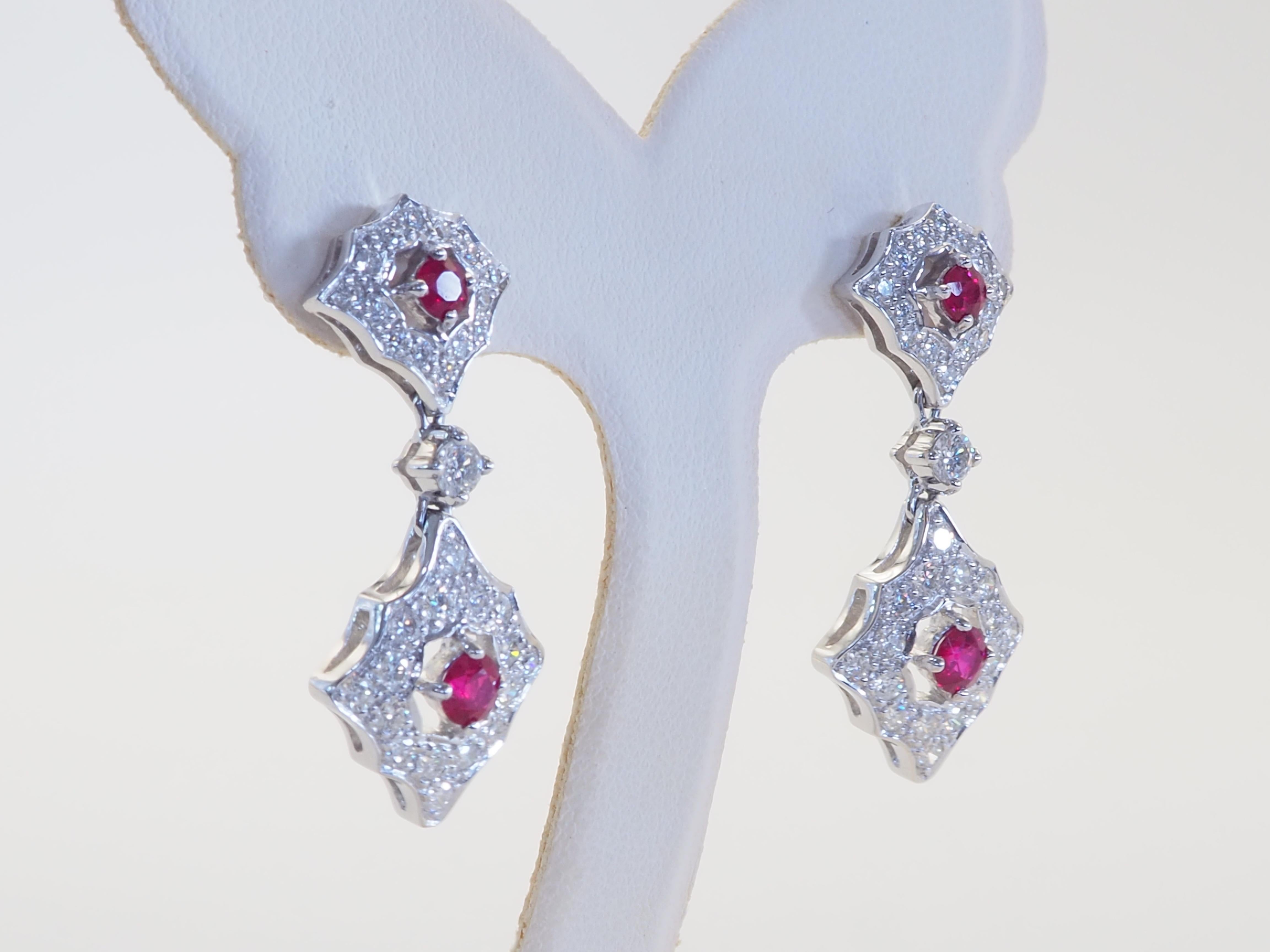 18K White Gold 0.66ctw Round Ruby & 1.13ct Diamond Dangle Stud Earring In New Condition For Sale In เกาะสมุย, TH