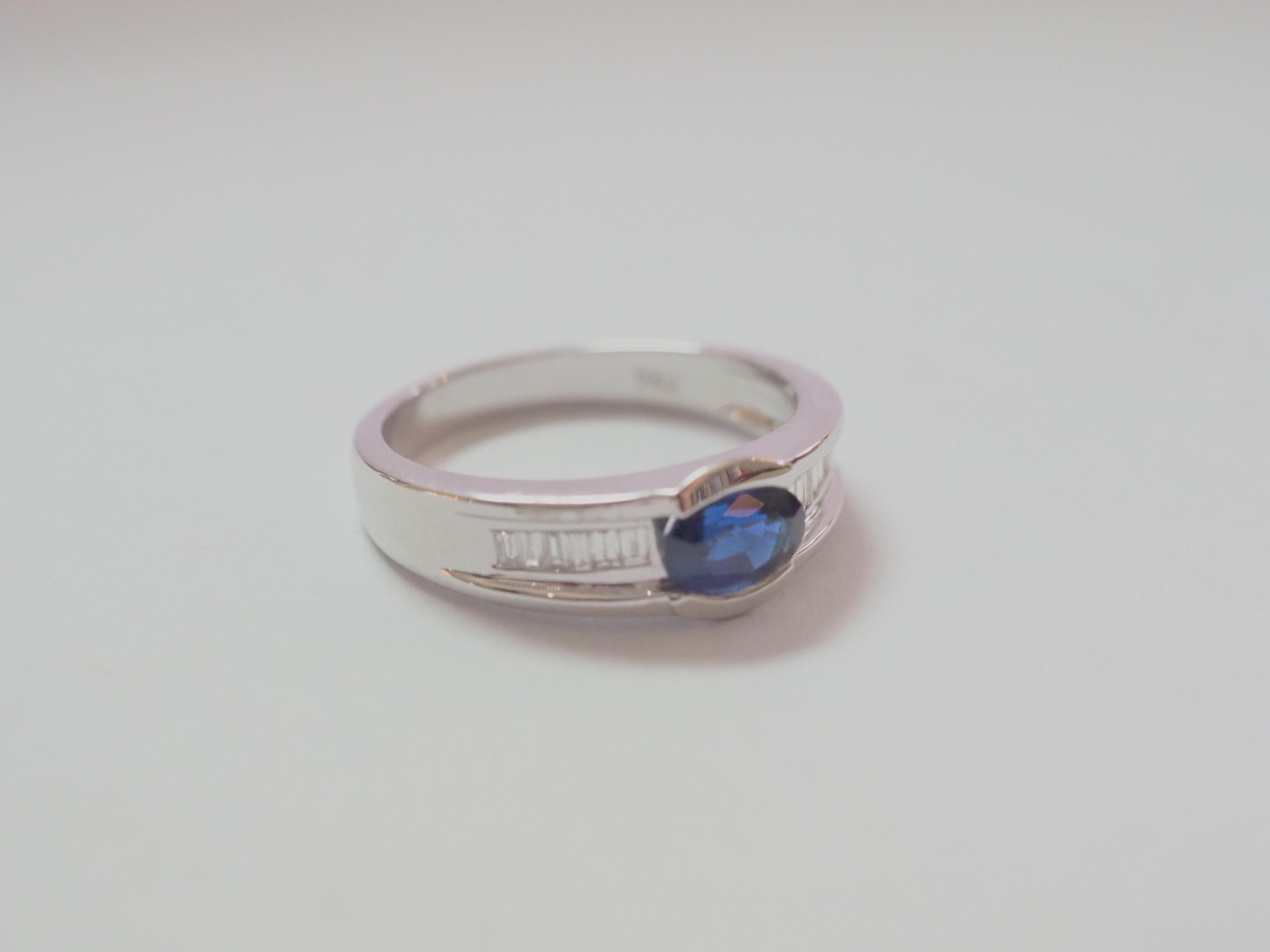 No Reserve- 18K White Gold 0.71ct Blue Sapphire & 0.14ct Diamond Unisex Ring 1