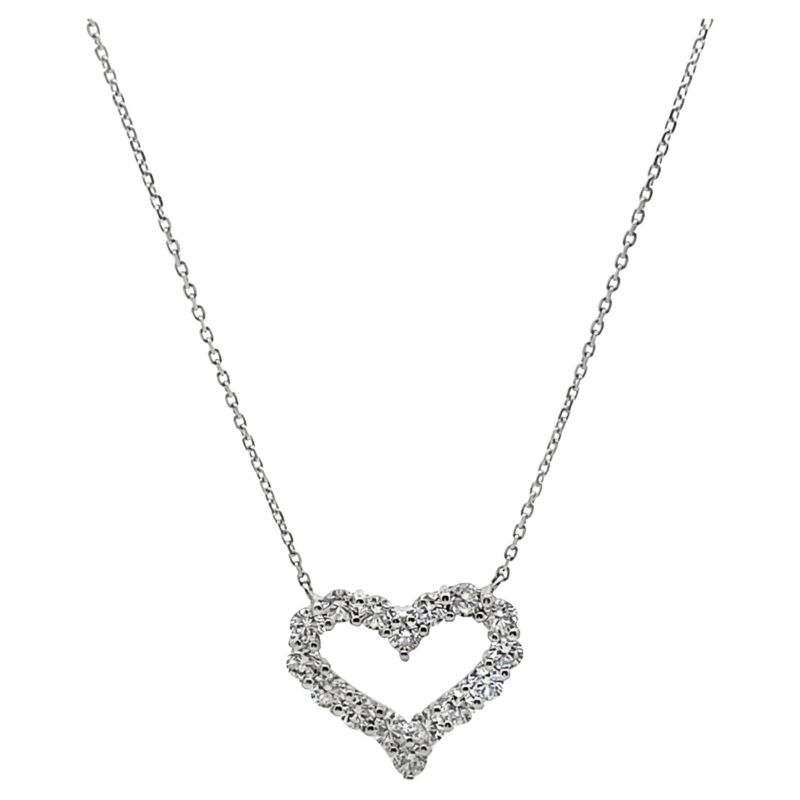 18K White Gold 0.73 Carat Diamond Heart Necklace on Freely Adjustable Chain in vendita