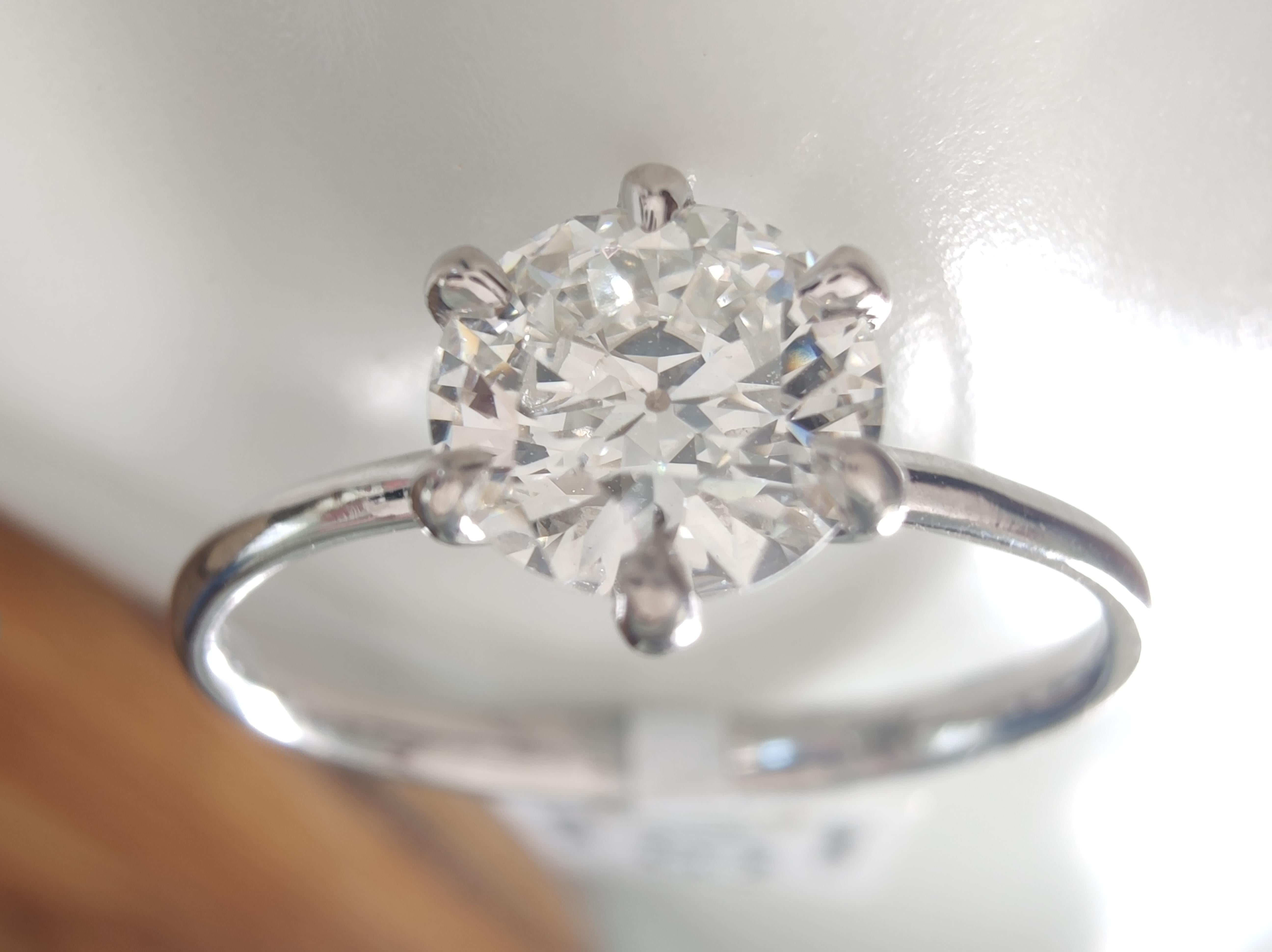 18K Weißgold 0,80 Karat Diamant Solitär Ring -zertifizierte Verlobungsring Geschenk im Angebot 4