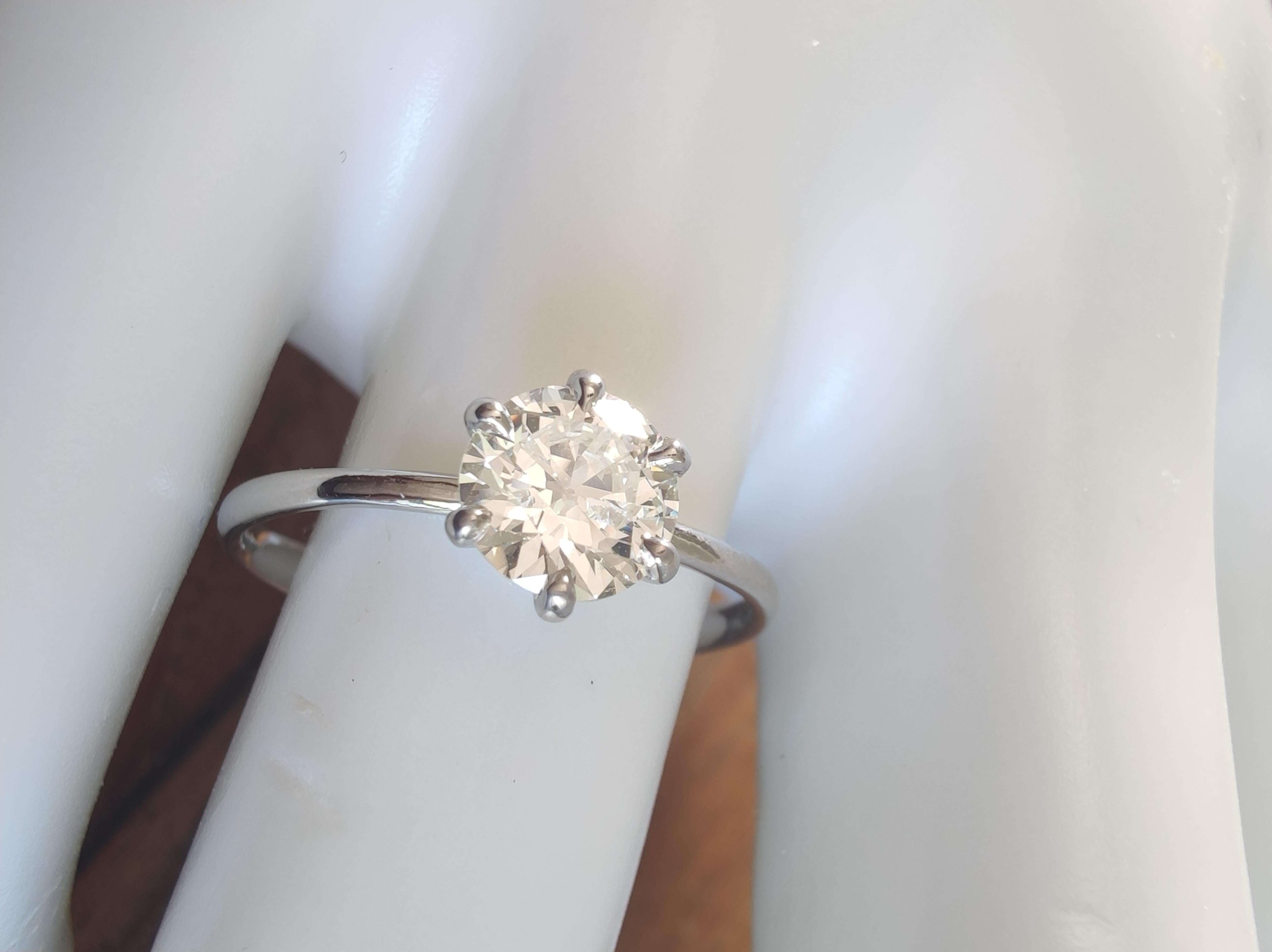 18K Weißgold 0,80 Karat Diamant Solitär Ring -zertifizierte Verlobungsring Geschenk im Zustand „Neu“ im Angebot in Sant Josep de sa Talaia, IB