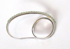 18 Karat White Gold 0.84 Carat Tzavorite Two Fingers Ring