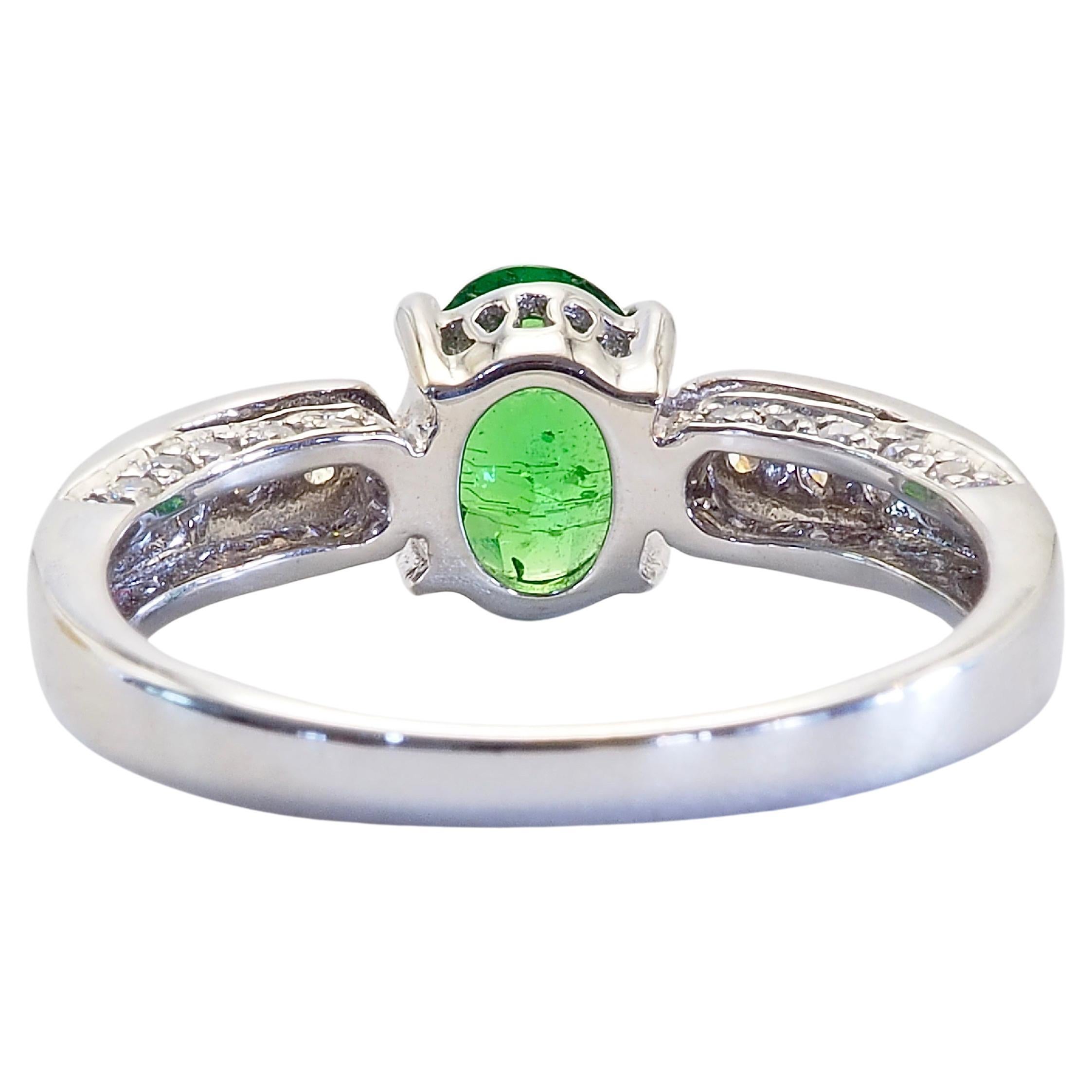 Oval Cut 18K White Gold 0.88ct Oval Tsavorite & 0.39ct Diamond Ring For Sale