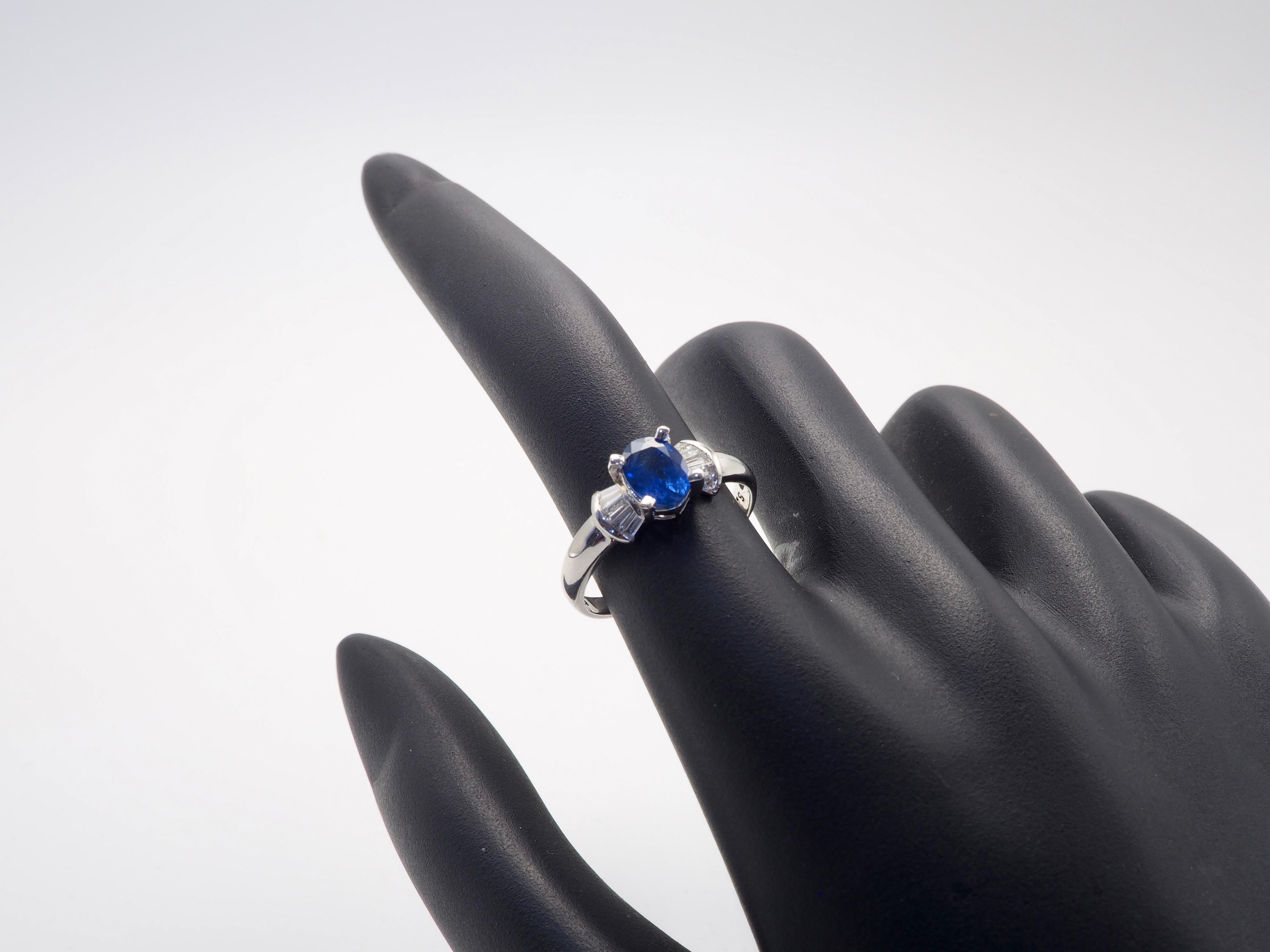 18K White Gold 0.90ct Cornflower Blue Sapphire & 0.20ct Diamond Bow Ring 1