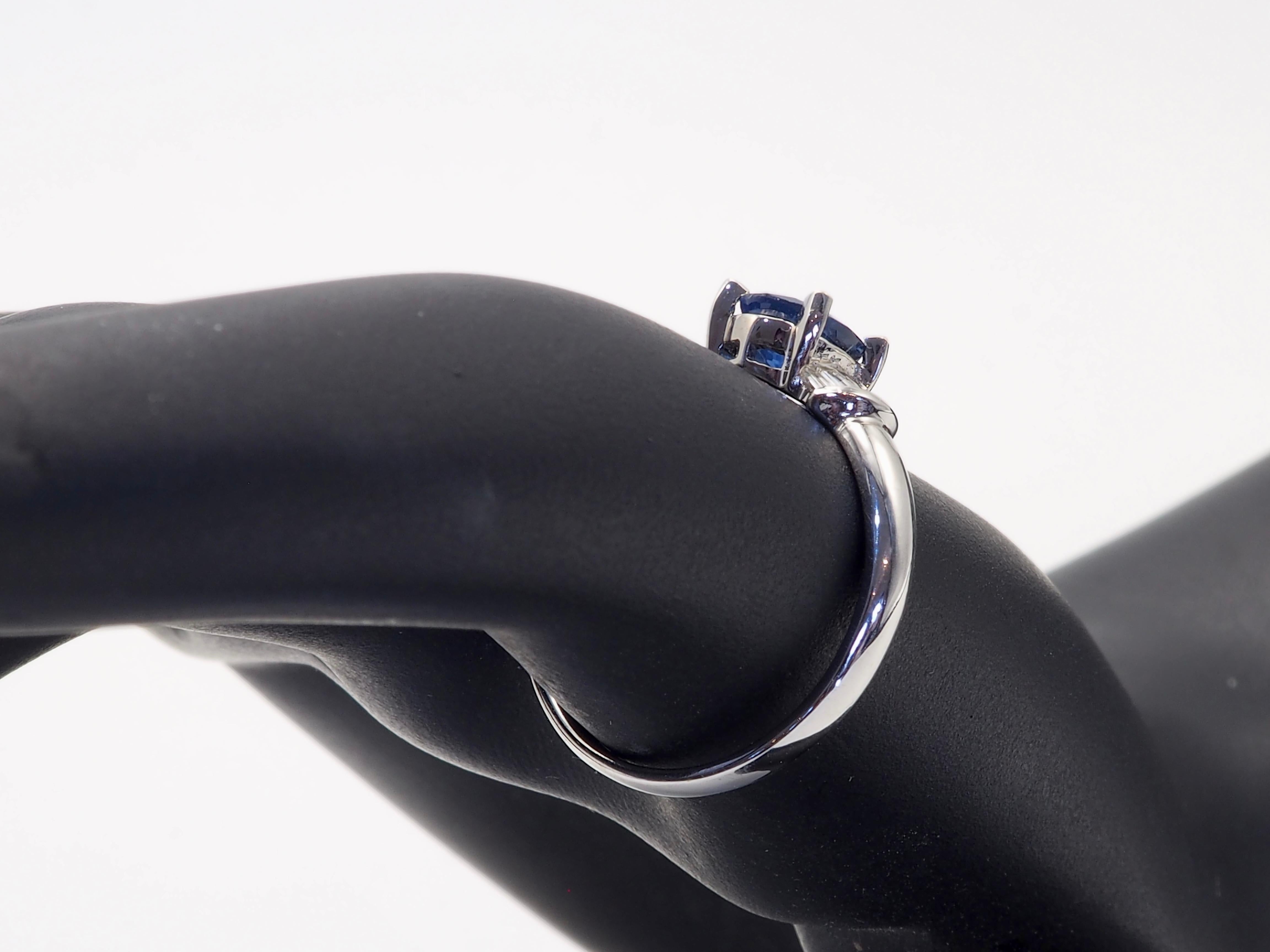 18K White Gold 0.90ct Cornflower Blue Sapphire & 0.20ct Diamond Bow Ring 3