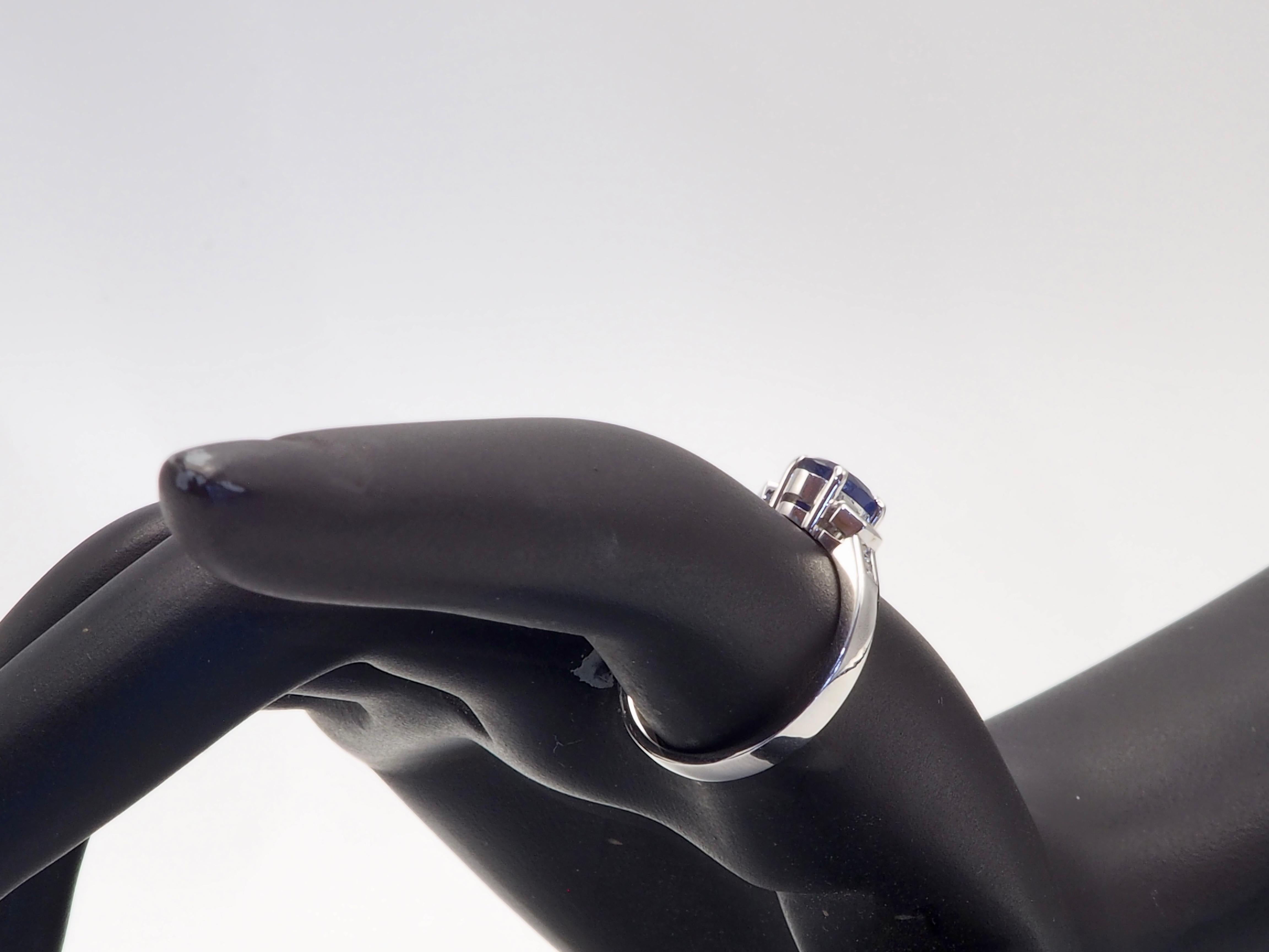 18K White Gold 0.90ct Deep Blue Sapphire & 0.16ct Diamond Fine Ring For Sale 2