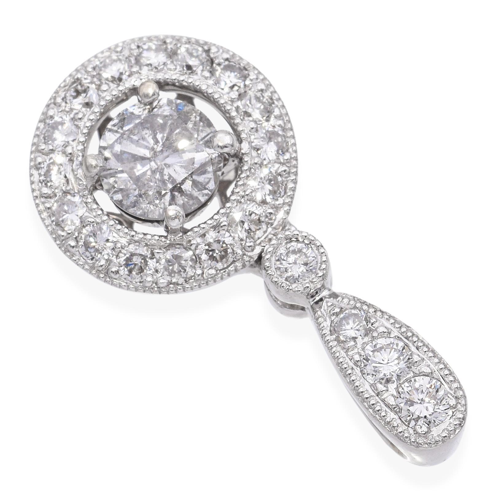 Pendentif en or blanc 18 carats avec diamants 0,91 carat Pour femmes en vente