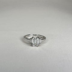 GIA Certified G SI1 0.95 Carat Diamond 18K White Gold 0.22 Carat Baguettes Ring
