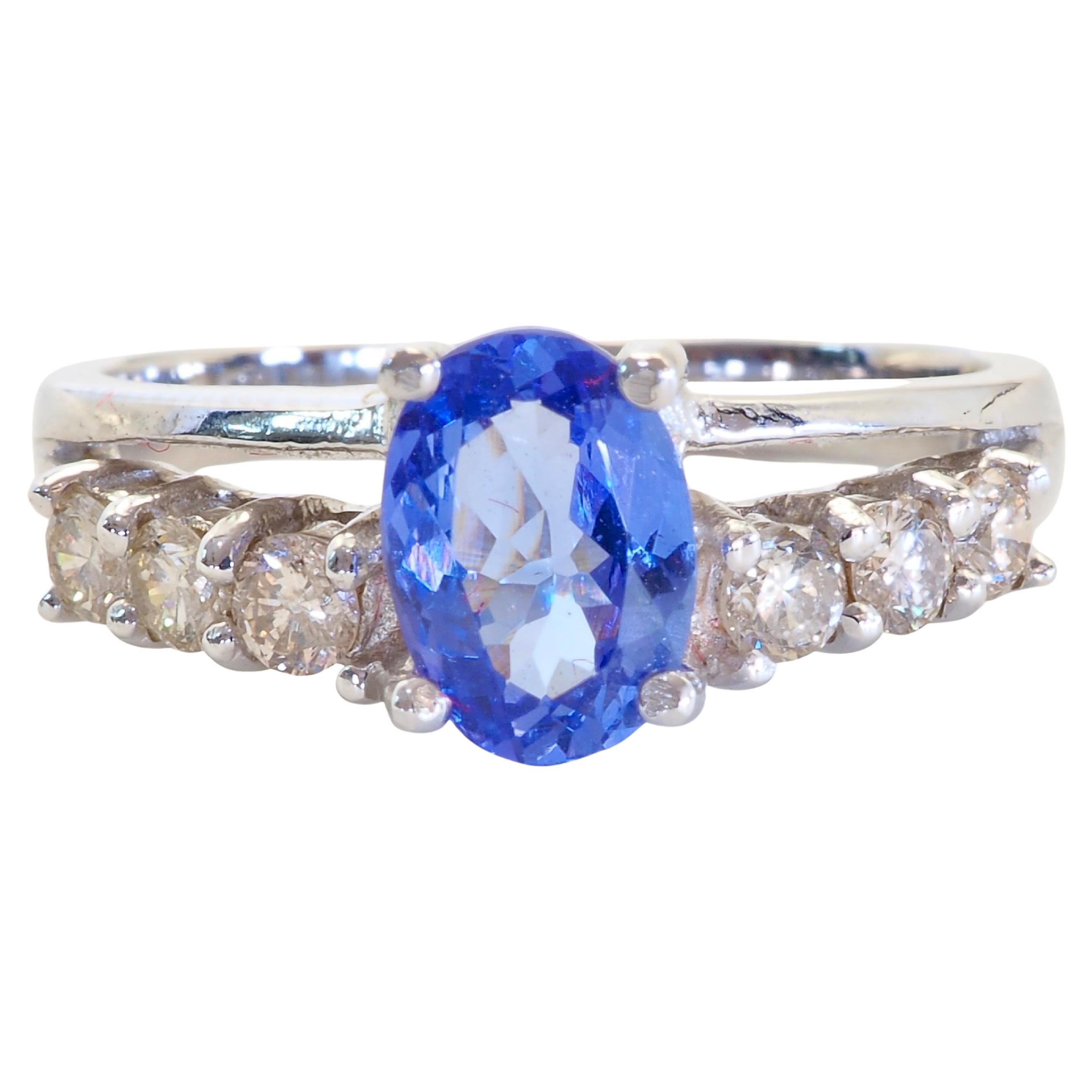18K White Gold 0.95ct Violet Blue Tanzanite & 0.34ct Brilliant Diamond Fine Ring