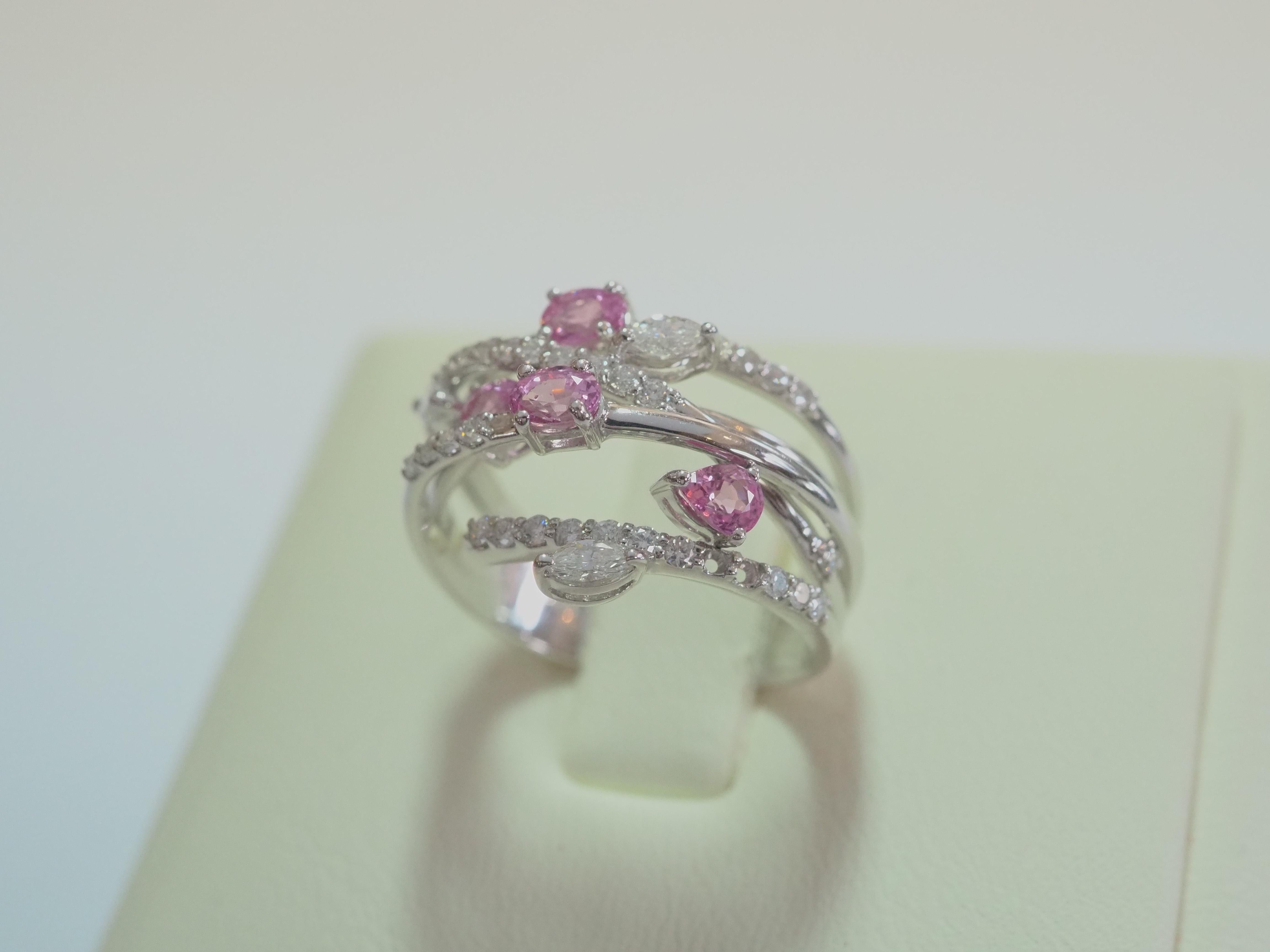 18K White Gold 0.96ct Pink Sapphires & 0.64ct Diamonds Floral Cocktail Ring For Sale 1