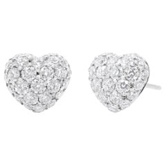 Orecchino a conchiglia in oro bianco 18K da 1 5/8 carati con diamante composito a forma di cuore e pave