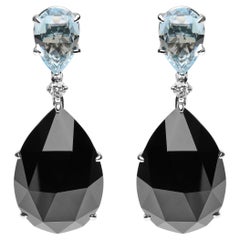 Pendants d'oreilles en or blanc 18 carats avec diamants de 1/5 carat, topaze bleu ciel et onyx noir