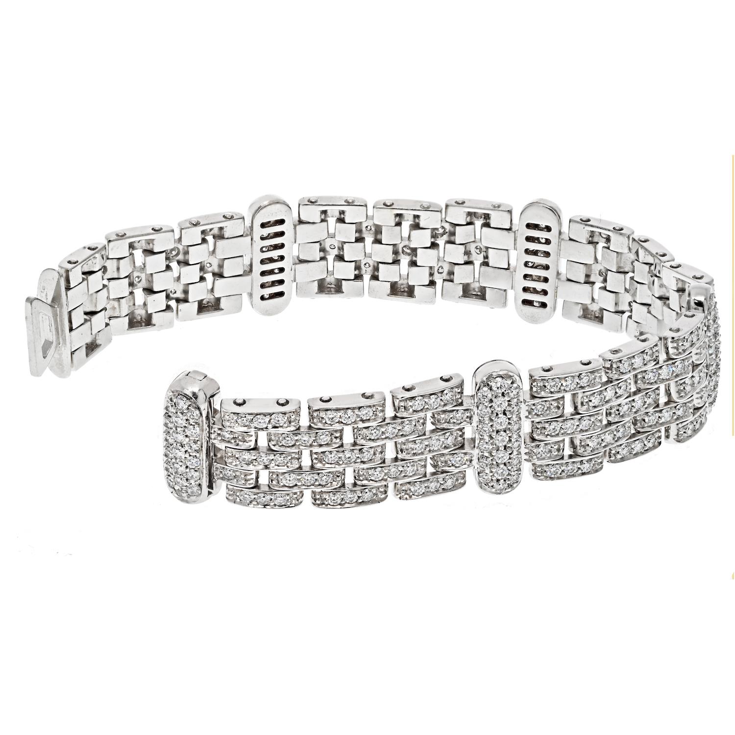 Modern 18K White Gold 10.00cttw Five Row Diamond Link Ladies Bracelet For Sale