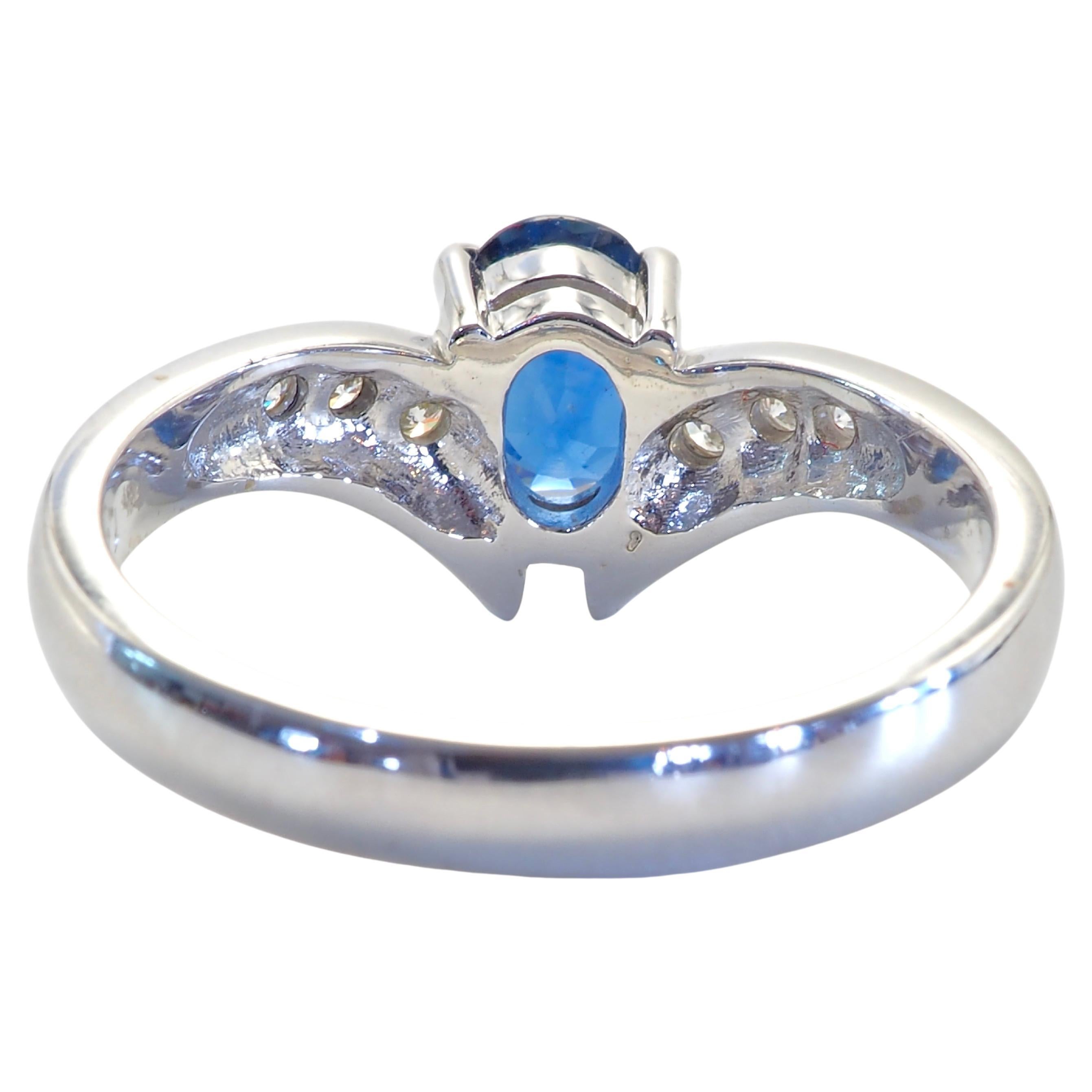 Oval Cut 18K White Gold 1.00ct Blue Sapphire & 0.10ct Diamond Fine Chevron Ring For Sale