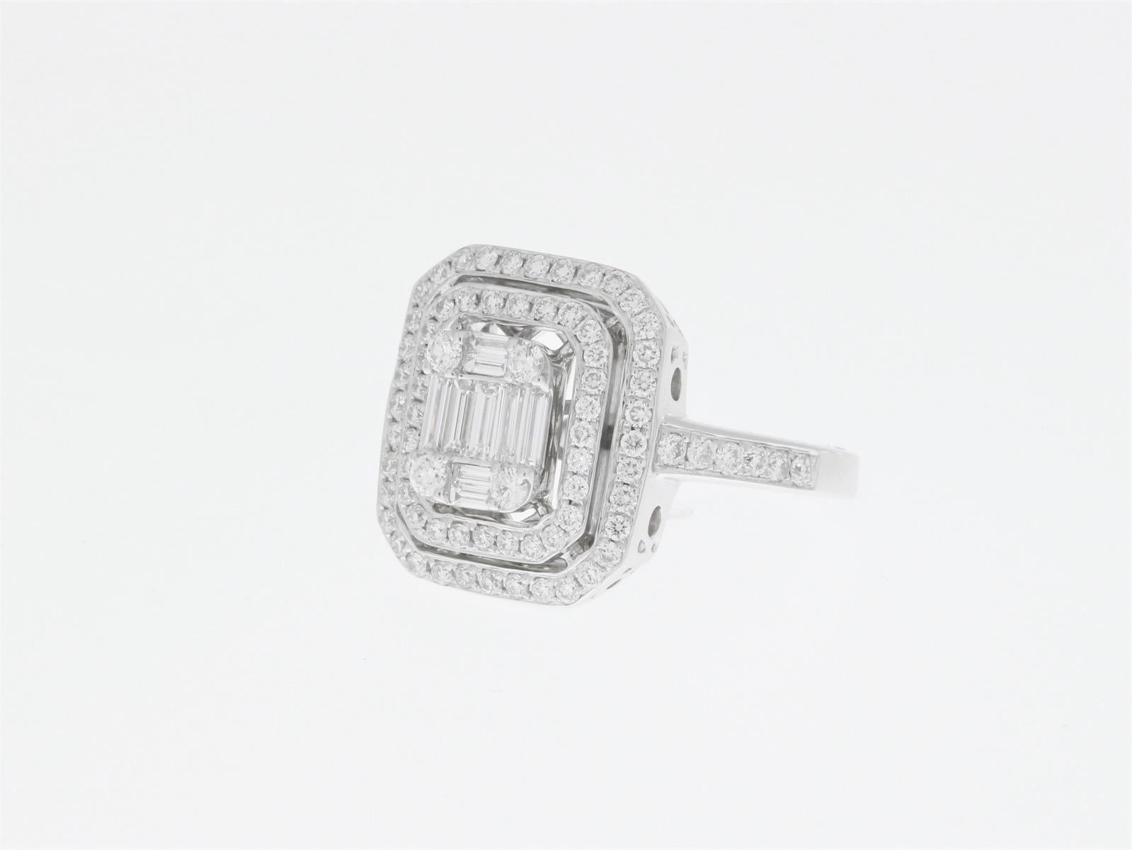 Women's 18 Karat White Gold 1.00 Carat Diamond Engagement Ring For Sale