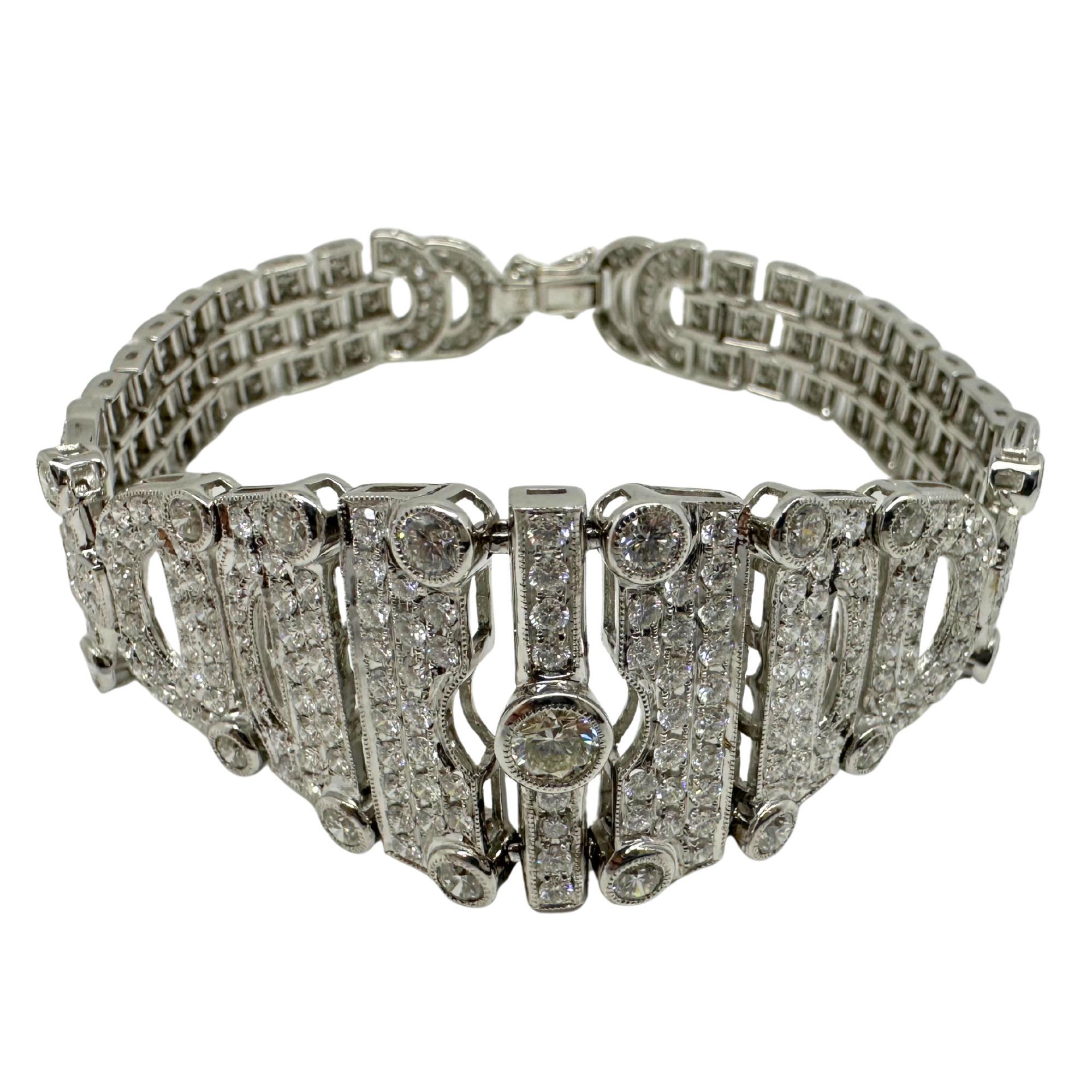 Round Cut 18K White Gold 10.13 Carat Diamond Bracelet - 8 inches For Sale