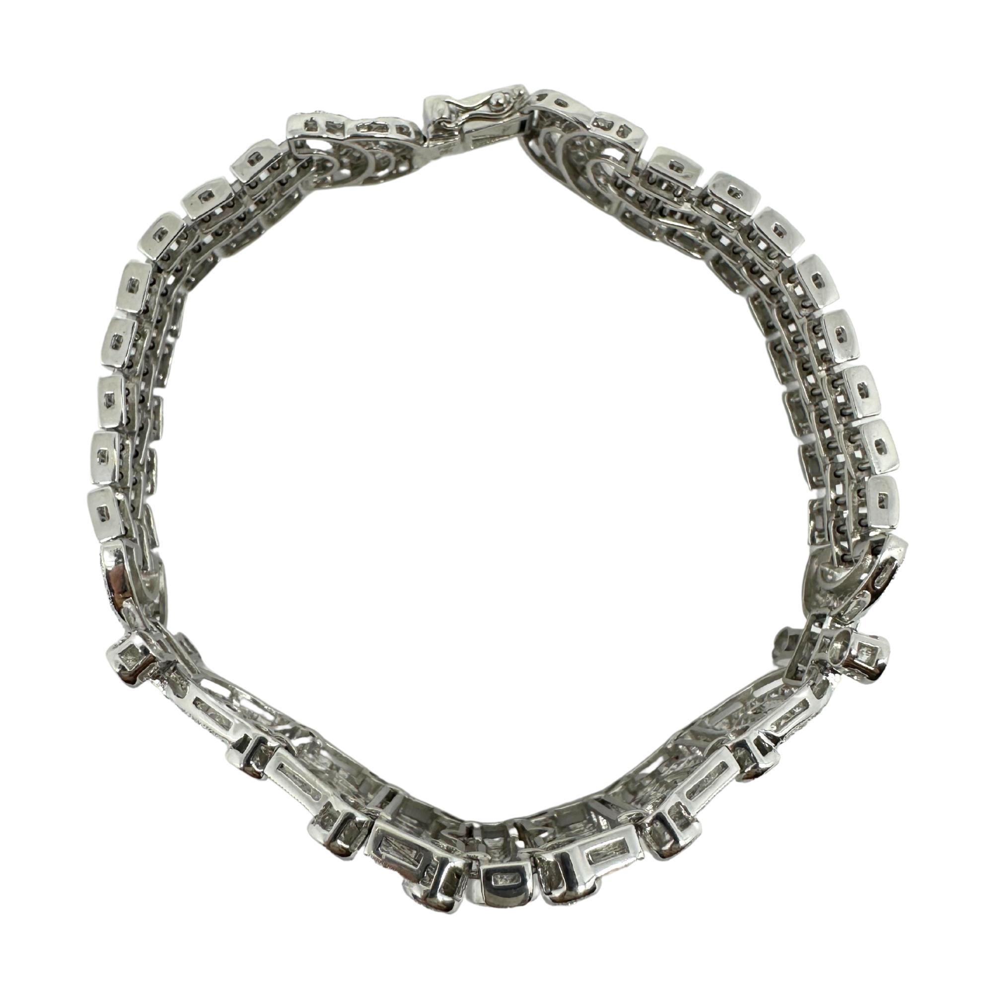 18K White Gold 10.13 Carat Diamond Bracelet - 8 inches For Sale 2