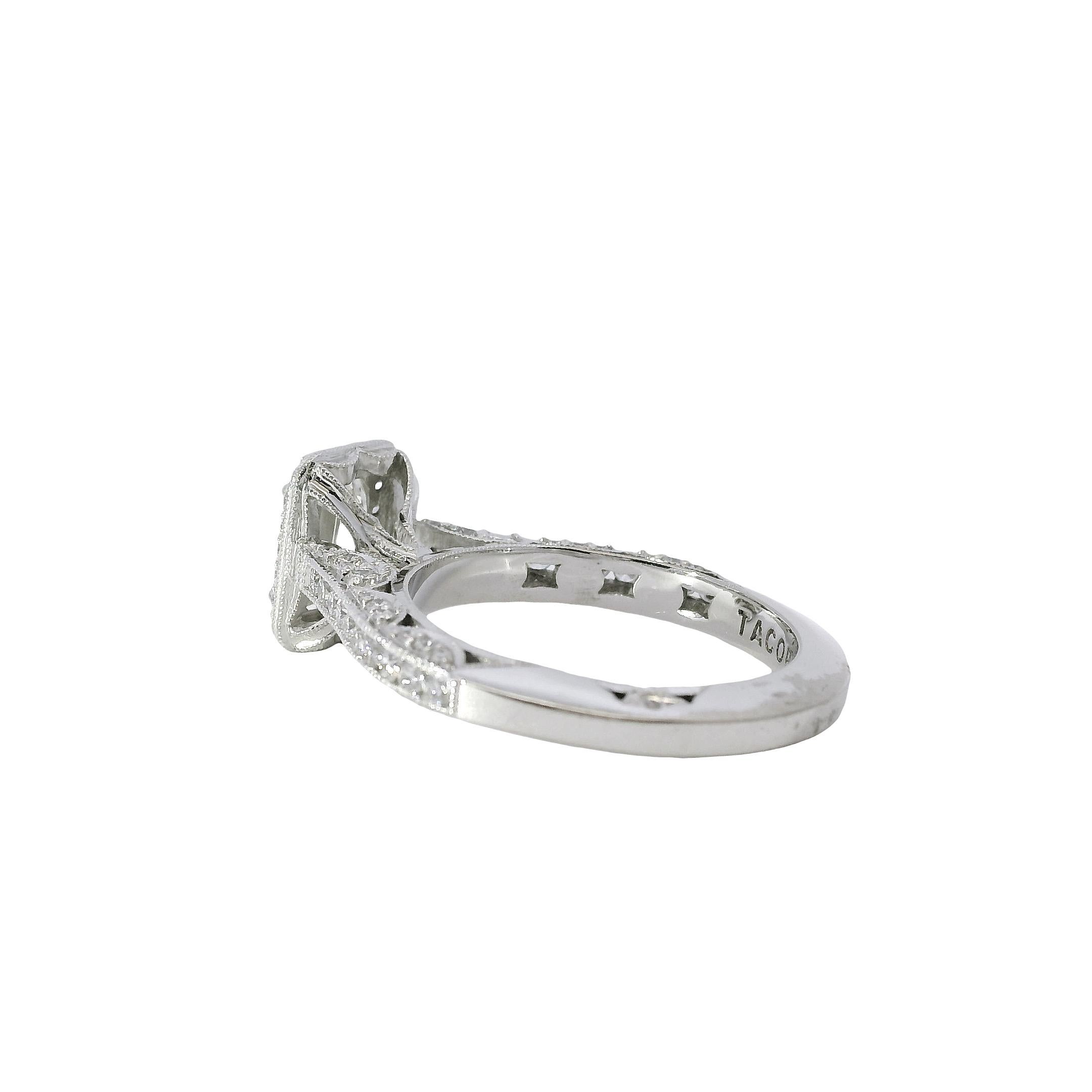 Anillo de compromiso de oro blanco de 18k con diamante natural de talla marquesa de 1,01 ct en venta 3