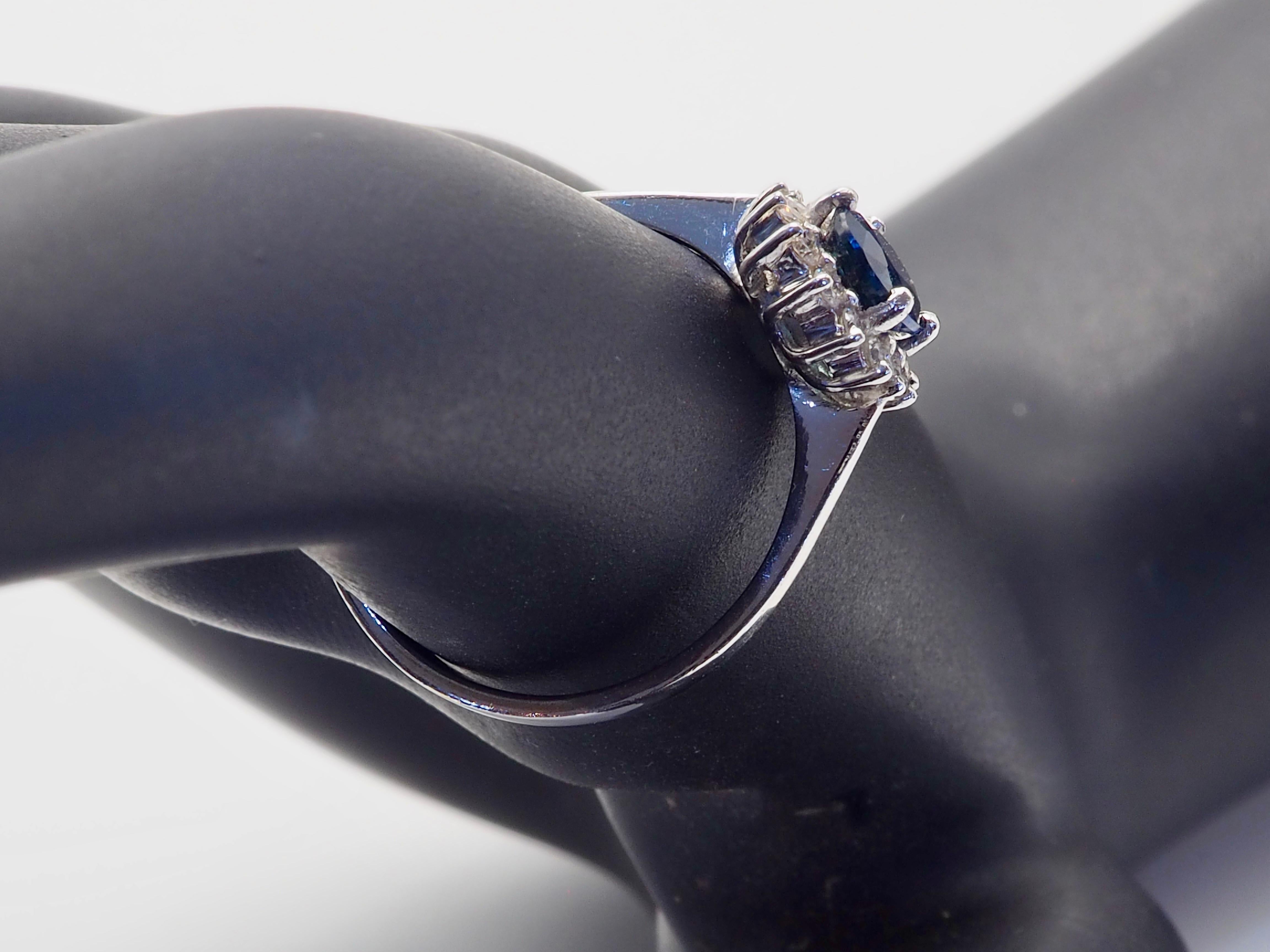 18K White Gold 1.01ct Oval Blue Sapphire & 0.20ct Diamond Fine Sunburst Ring For Sale 2