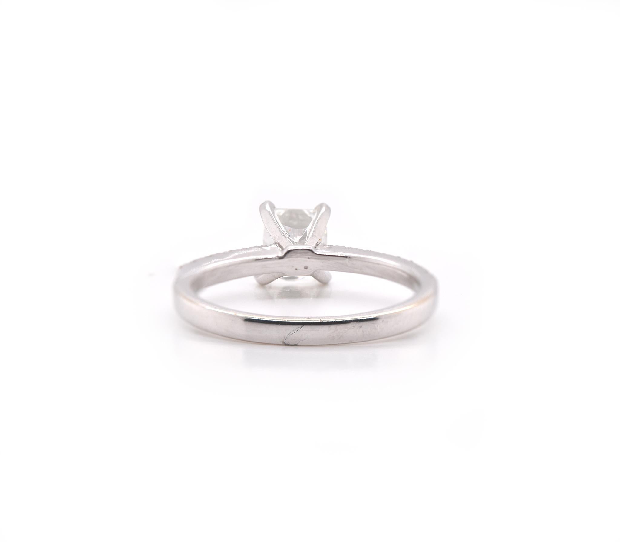 18 Karat White Gold 1.01 Carat Radiant Diamond Engagement Ring In Excellent Condition In Scottsdale, AZ