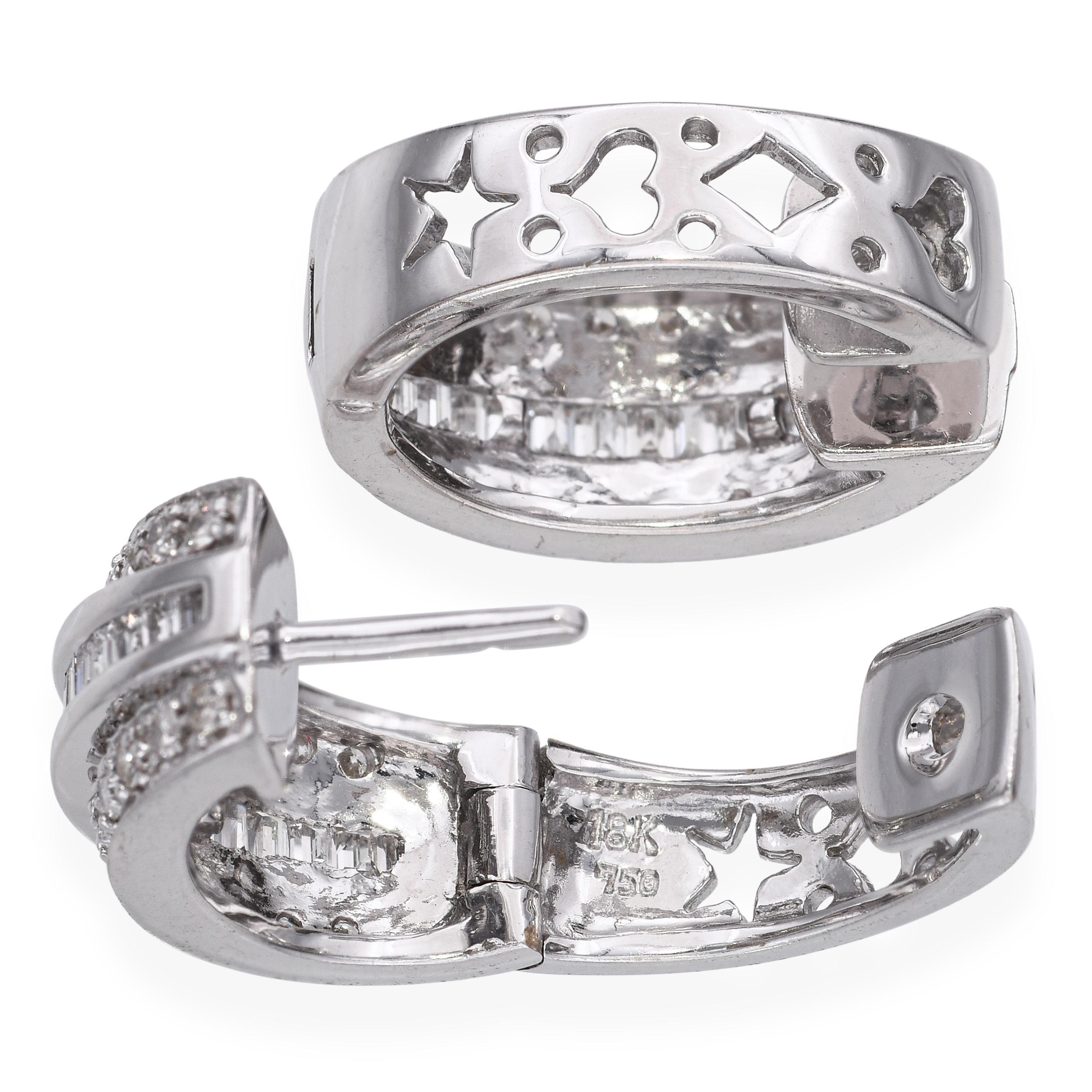 Boucles d'oreilles en or blanc 18k avec 1.01tcw de diamant Unisexe en vente