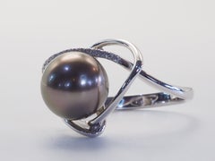 18K White Gold 10.2mm Tahiti Pearl & 0.08ct Diamonds Sculptural Ring