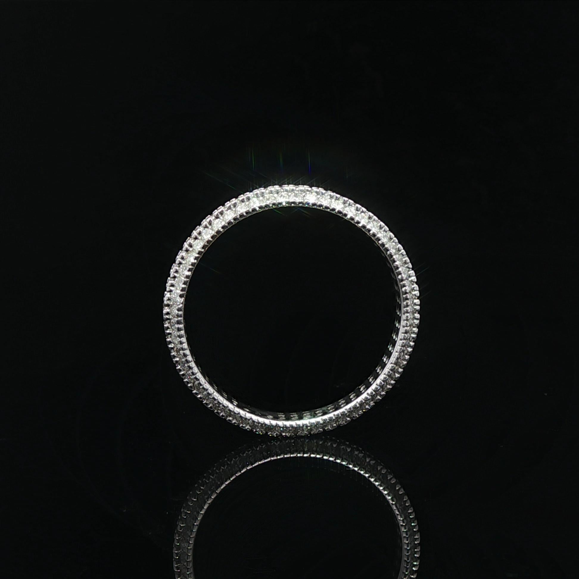 Or blanc 18k 1.05ctw Pave Diamond 3 Row Eternity Band Stackable Ring Pour femmes en vente