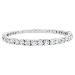 18k White Gold 10.5ctw Round Brilliant Diamond Tennis Bangle Bracelet