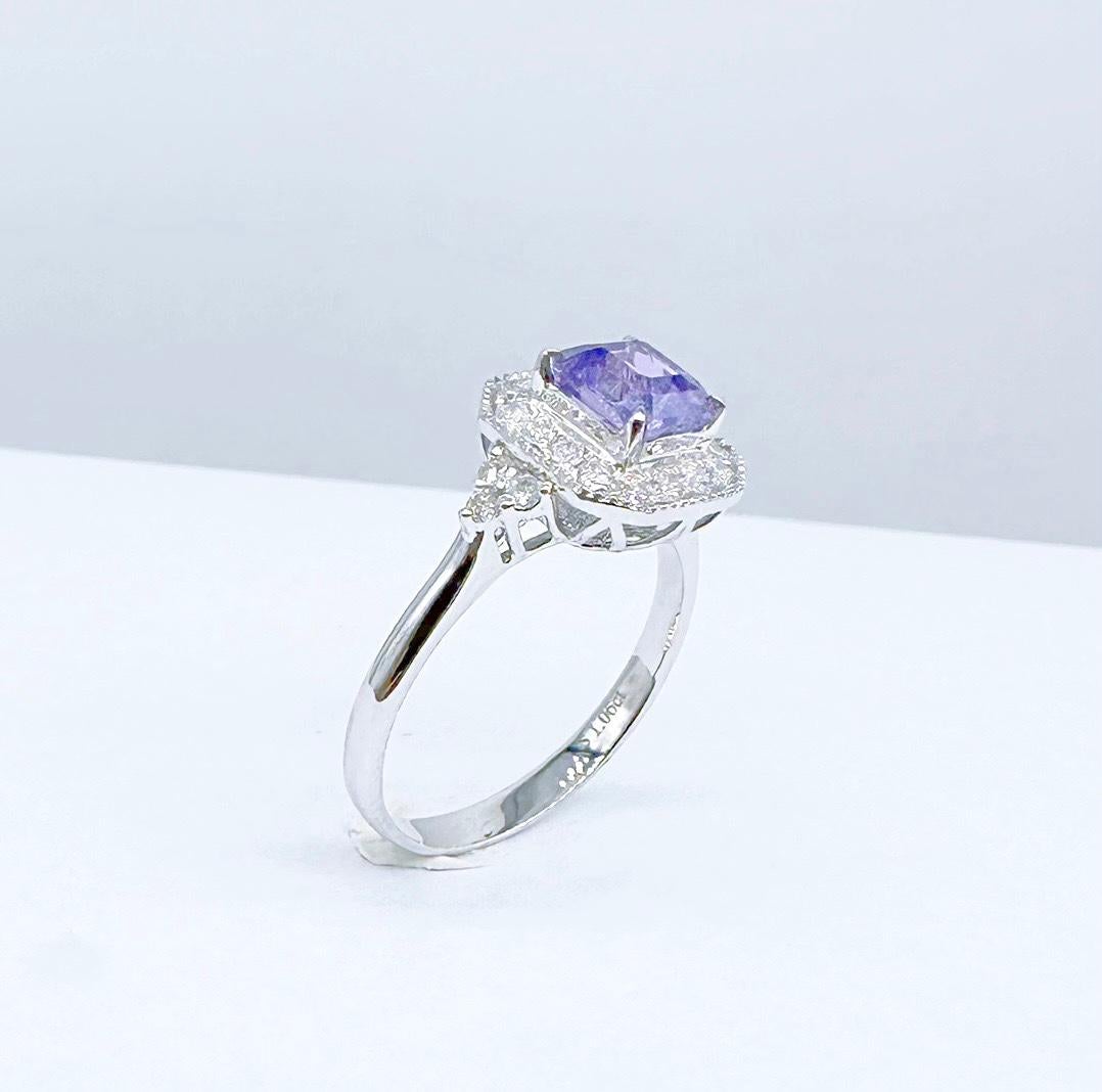 Modern 18K White Gold 1.06 CT Purple Sapphire Ring with Diamonds For Sale