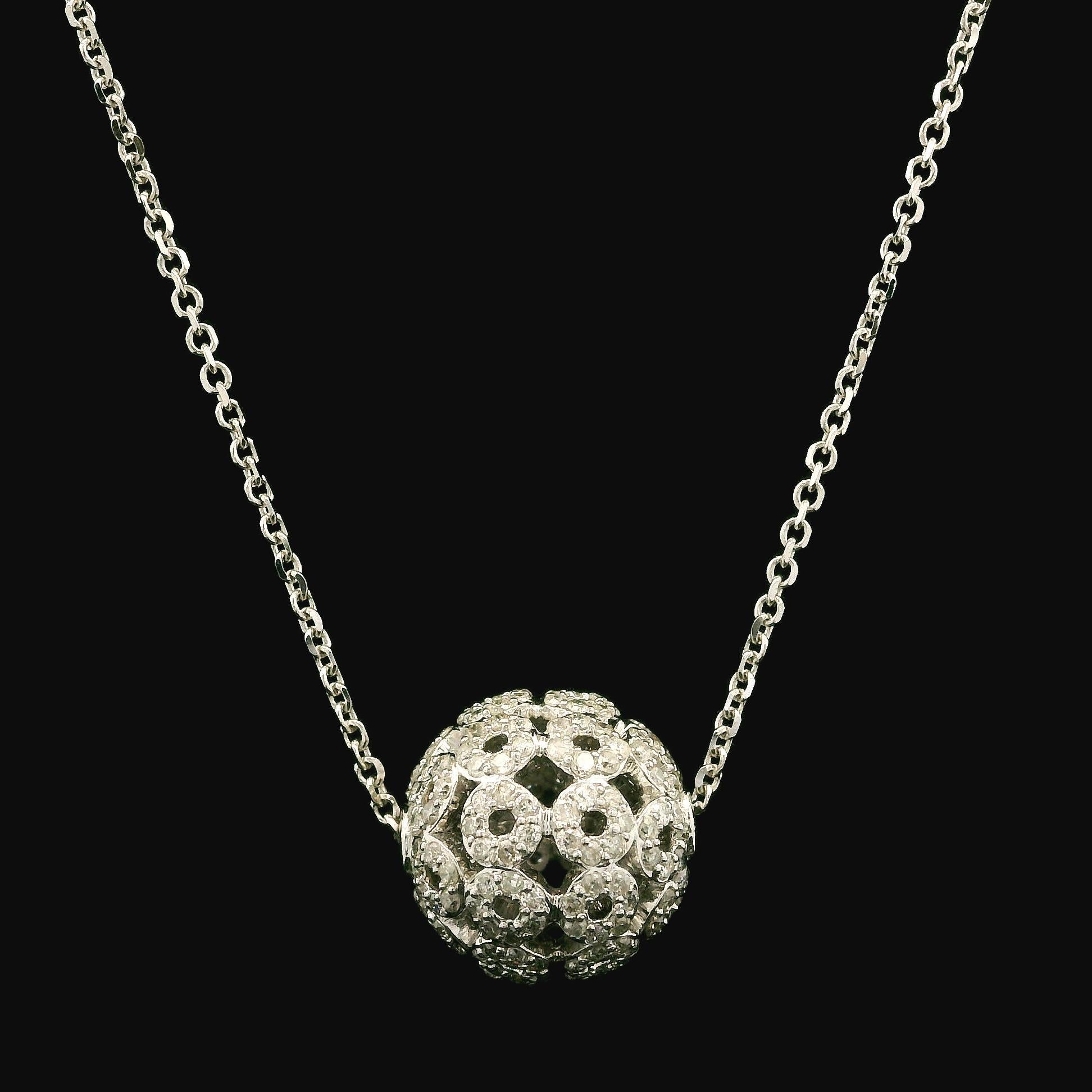 Collana a catena regolabile con ciondolo a sfere di diamanti in oro bianco 18k da 1,06ctw in vendita 2