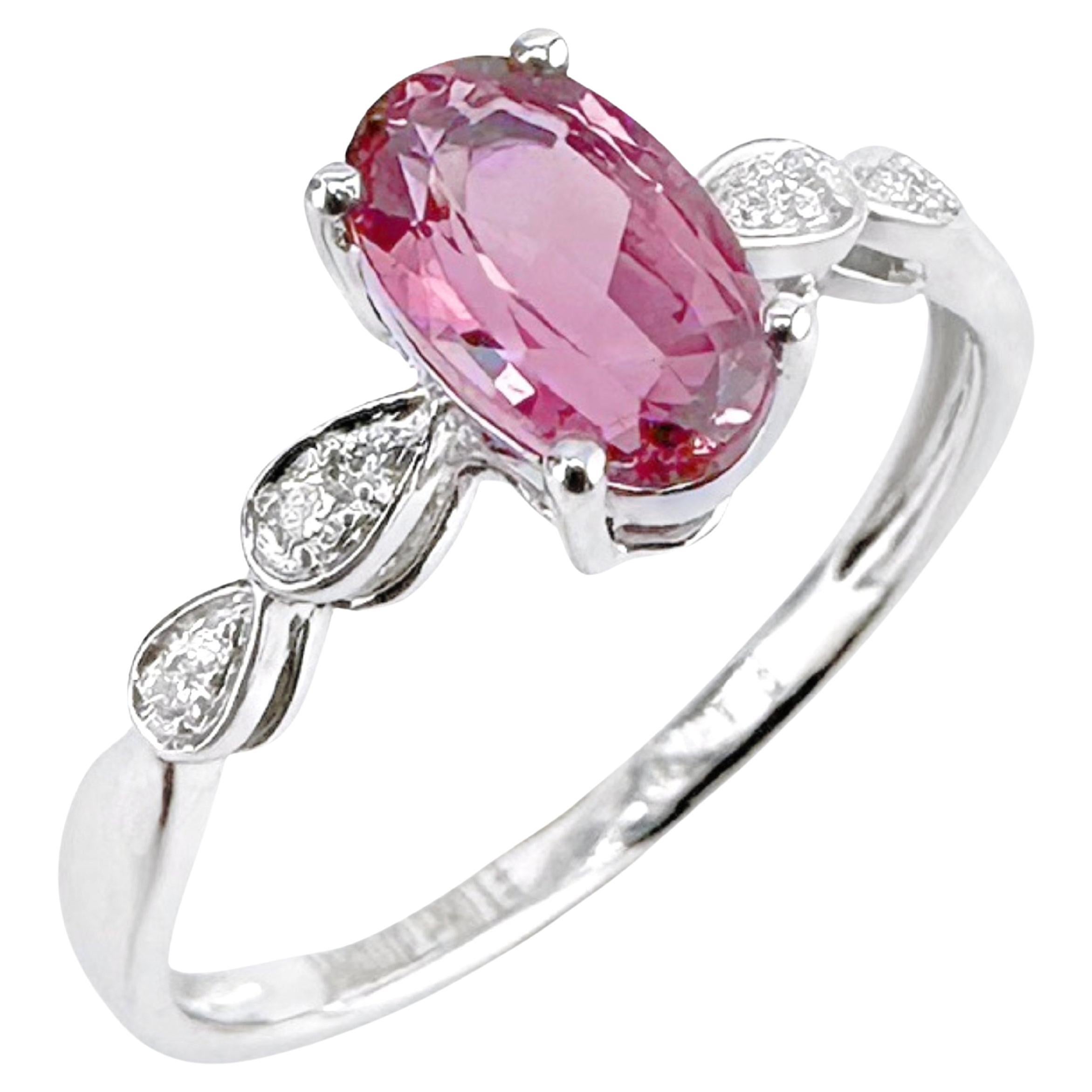 18K White Gold 1.08 CT Padparadscha Sapphire Ring with Diamonds