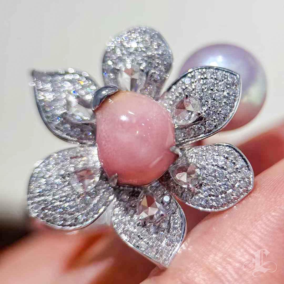 Uncut 【Conchéa】Blossom Muse Conch & Akoya Pearl Ring — 3.02ct For Sale