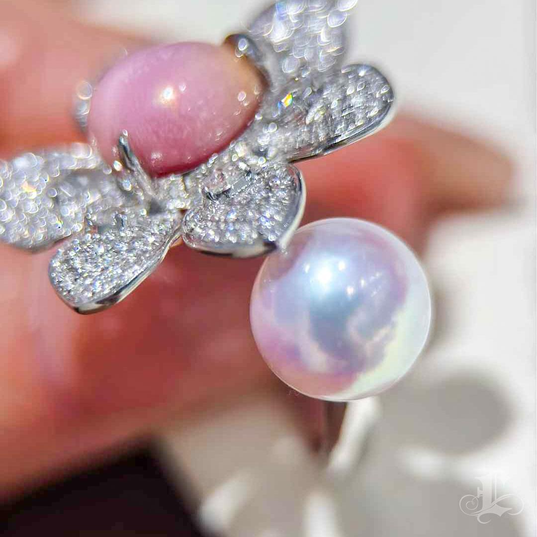 【Conchéa】Blossom Muse Conch & Akoya Pearl Ring — 3.02ct For Sale 3