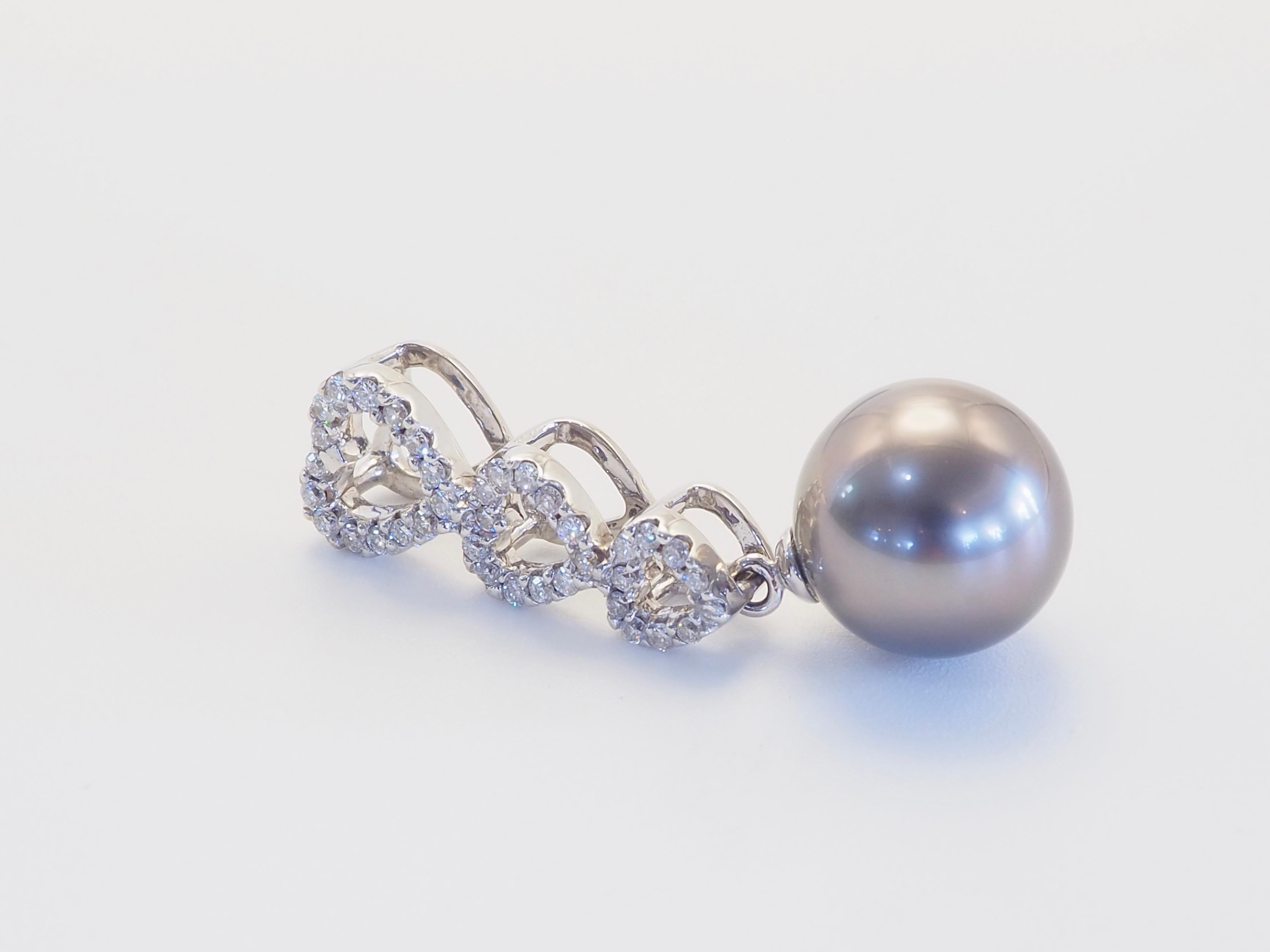 da uomo o donna Ciondolo a forma di cuore con perla nera dei mari del sud da 10 mm e diamante da 0,25 carati in oro bianco 18 carati in vendita