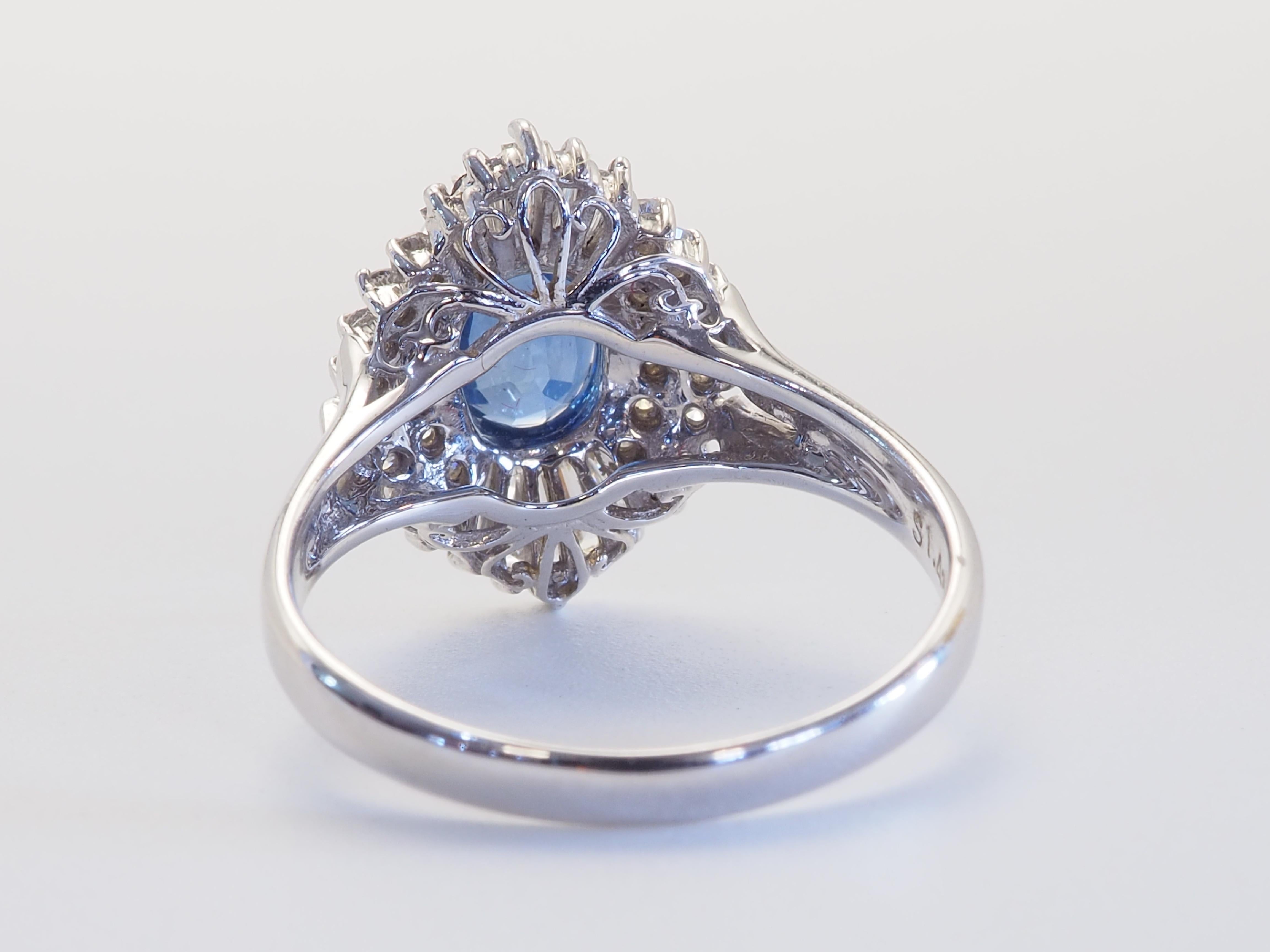 18K Weißgold 1,10ct Kornblumenblauer Saphir & 0,62ct Diamant Ballerina Ring (Ovalschliff) im Angebot
