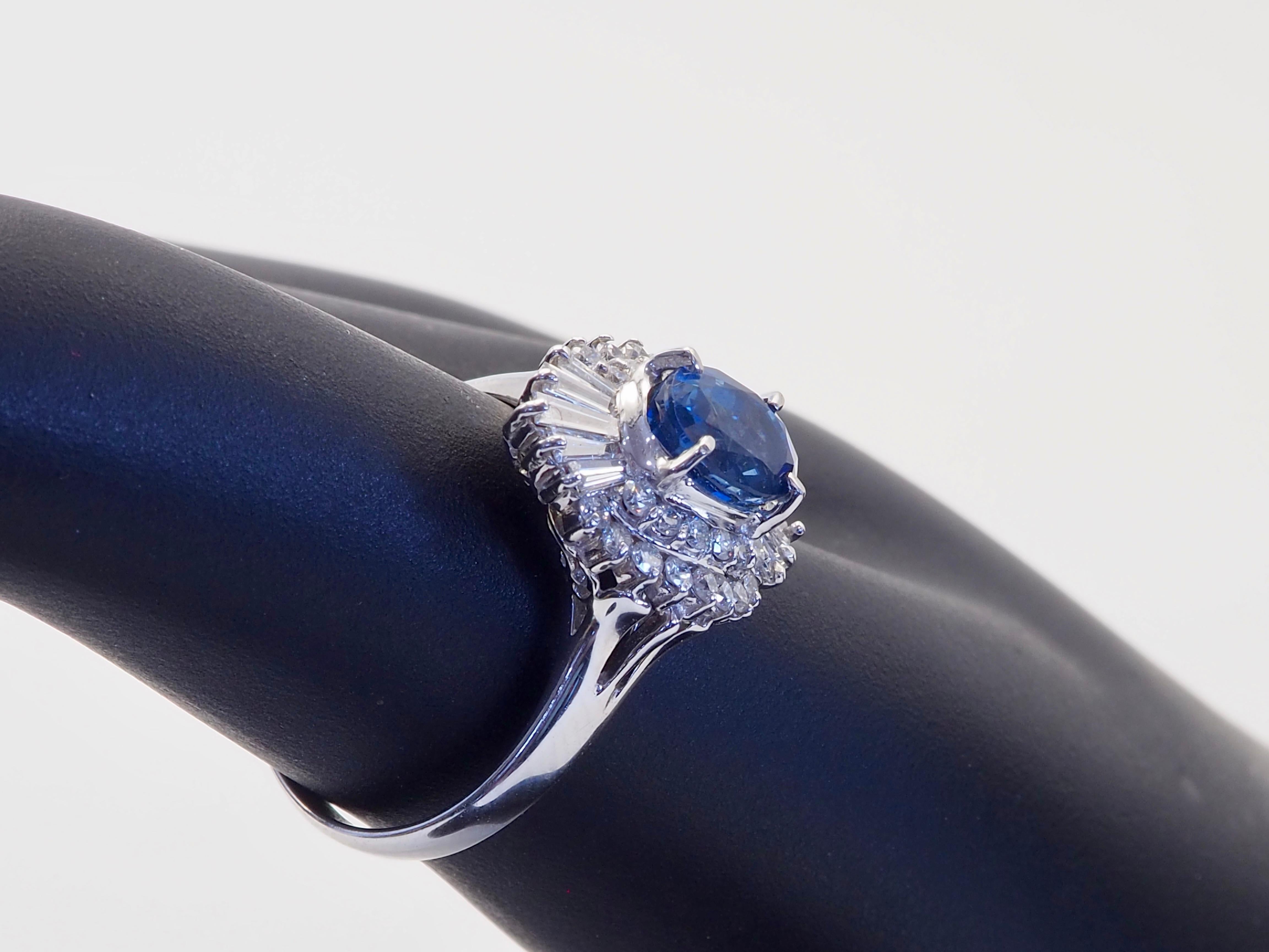 18K Weißgold 1,10ct Kornblumenblauer Saphir & 0,62ct Diamant Ballerina Ring im Angebot 4