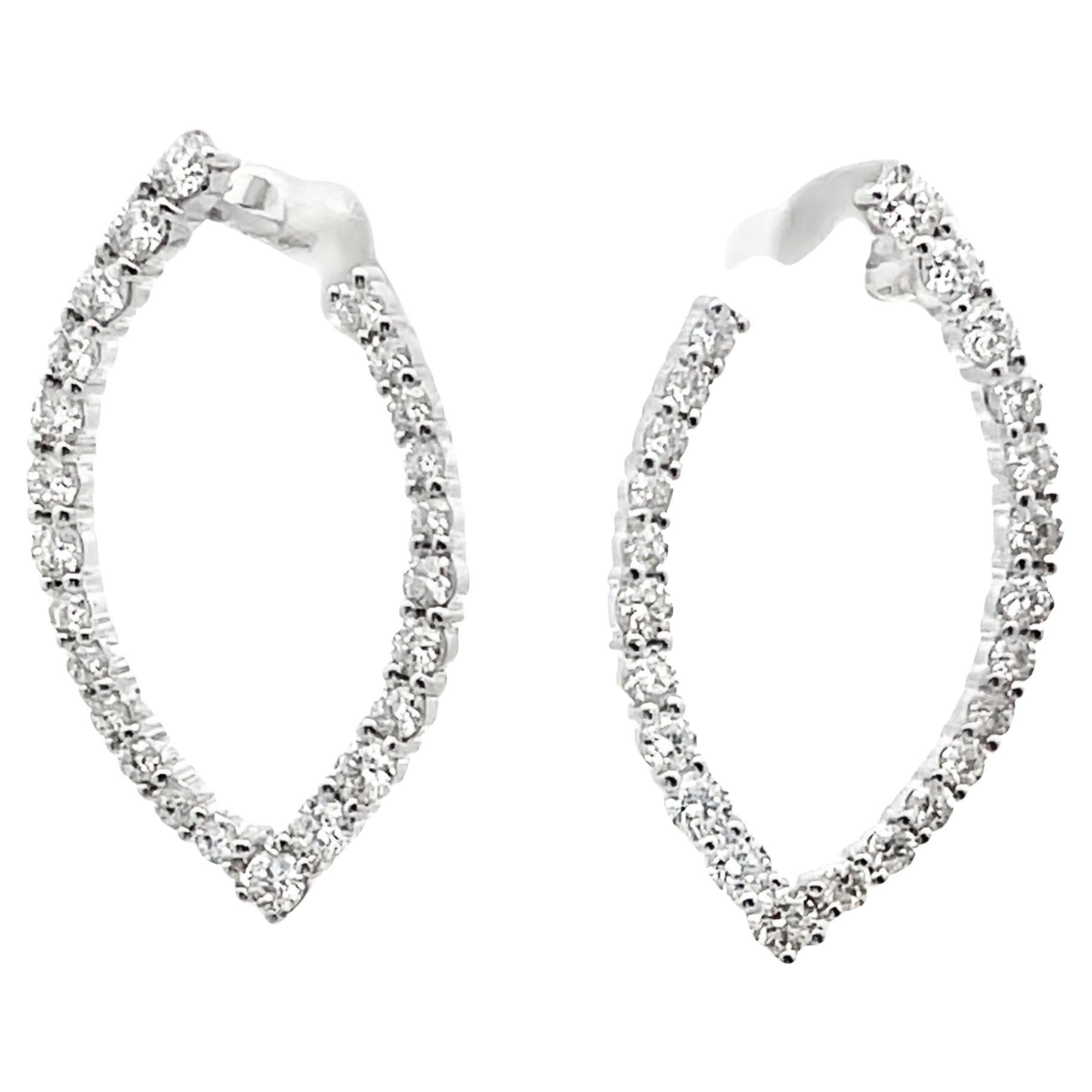 18K White Gold 1.11 Carat Diamond Drop Earrings Marquise Shaped For Sale