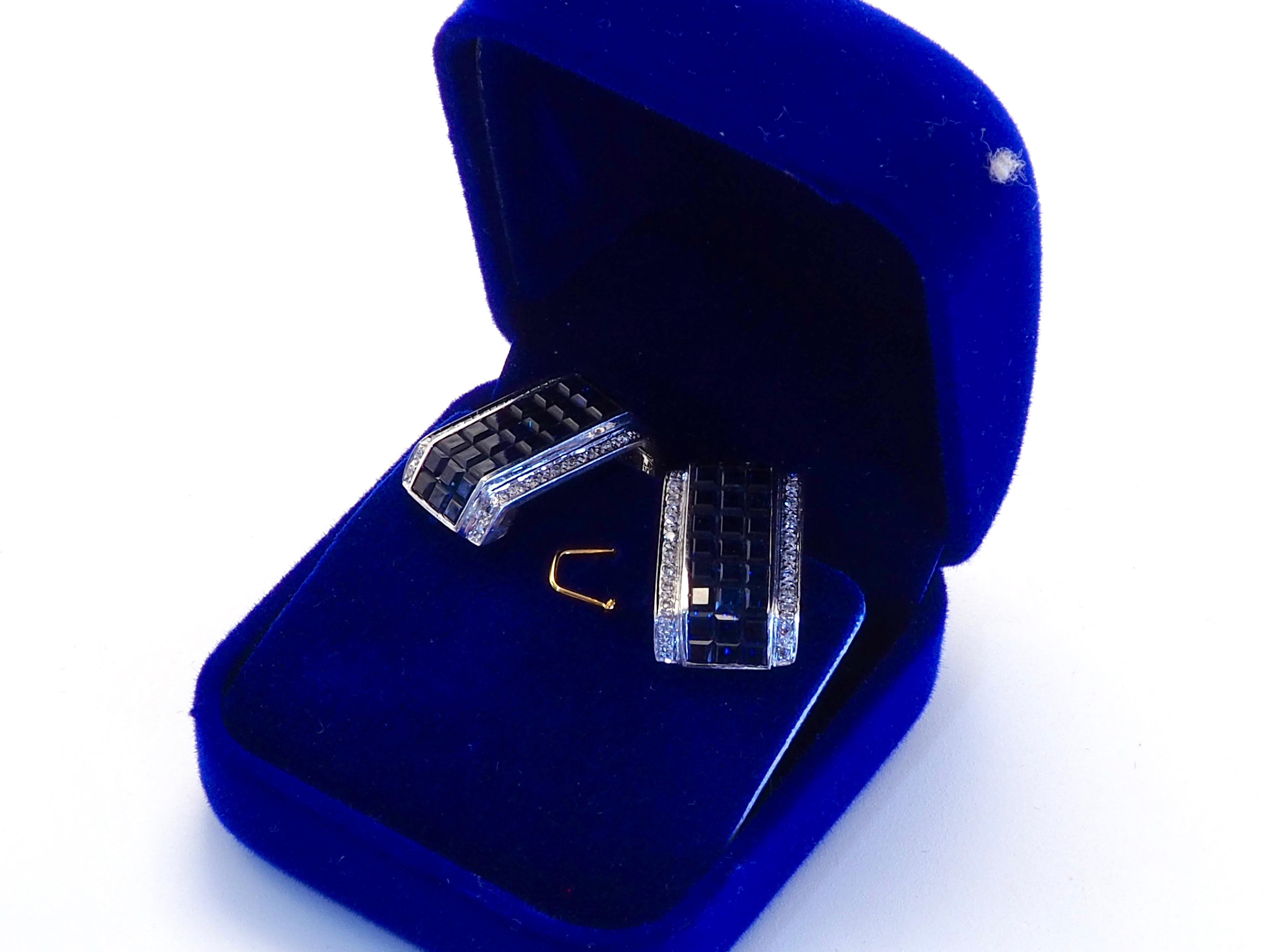 Boucles d'oreilles invisibles en or blanc 18 carats, saphir bleu carré 11,22 carats et diamant 0,37 carat en vente 2