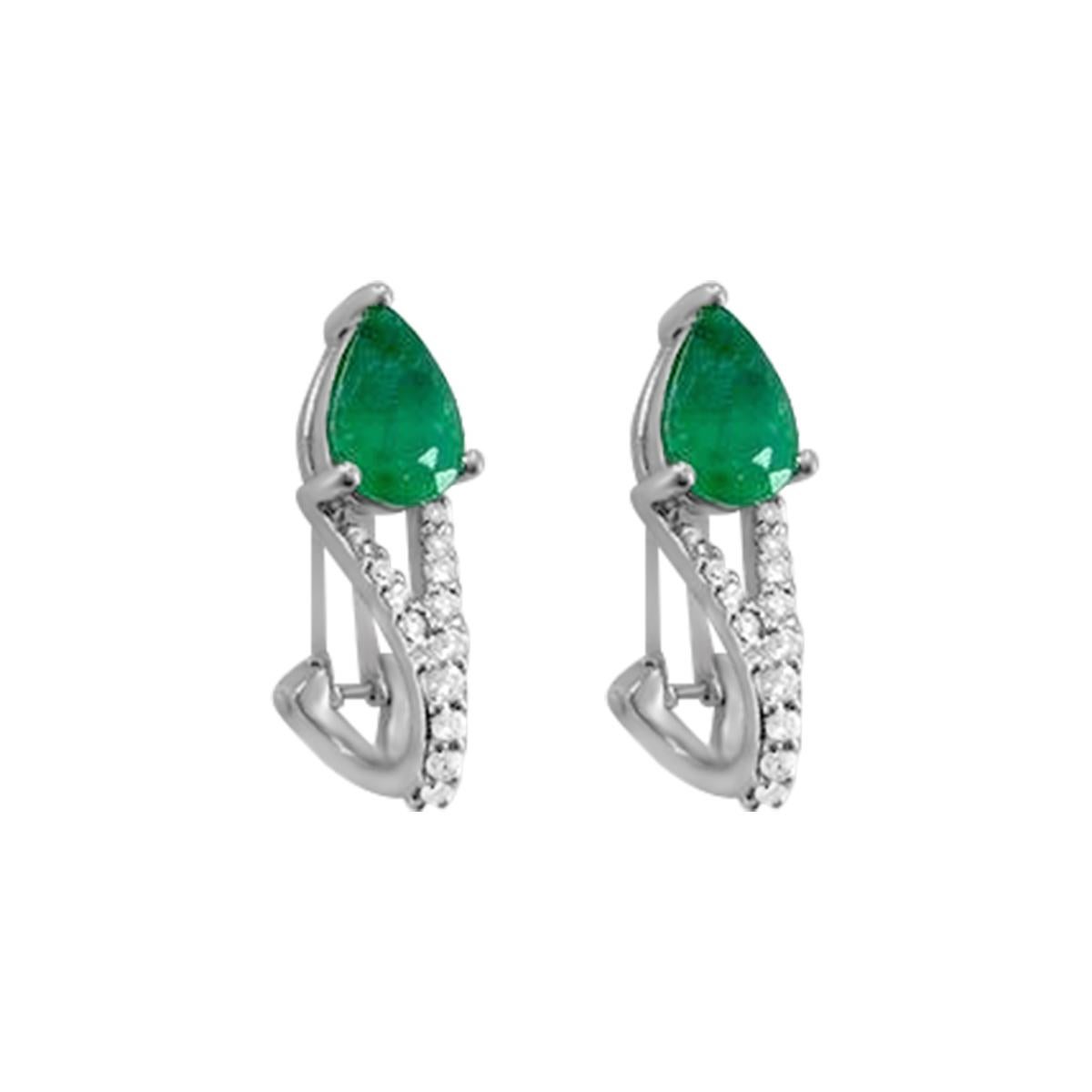 An Eye Catching Combination Of The Vibrant Emerald And Diamond Cluster Make These Stud Earring The Perfect Gift For Any Ocassion.
These Stud Earring Features A Beautiful 7X5mm Pear Cut Emerald In 18K White Gold.



Style# TS1024E
Emerald: Pear 7X5mm