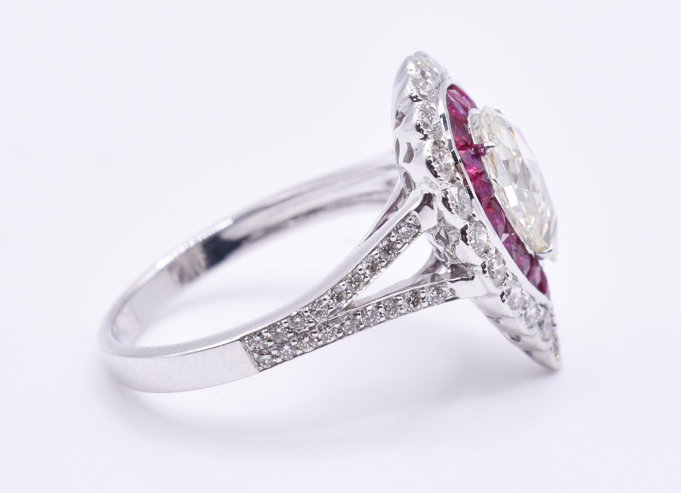 18k White Gold 1.17ct Diamond & Ruby Target Ring In New Condition For Sale In Chelmsford, GB
