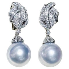 【Crown Radiance】Feather Crest Diamond Aurora South Sea Pearl Earrings