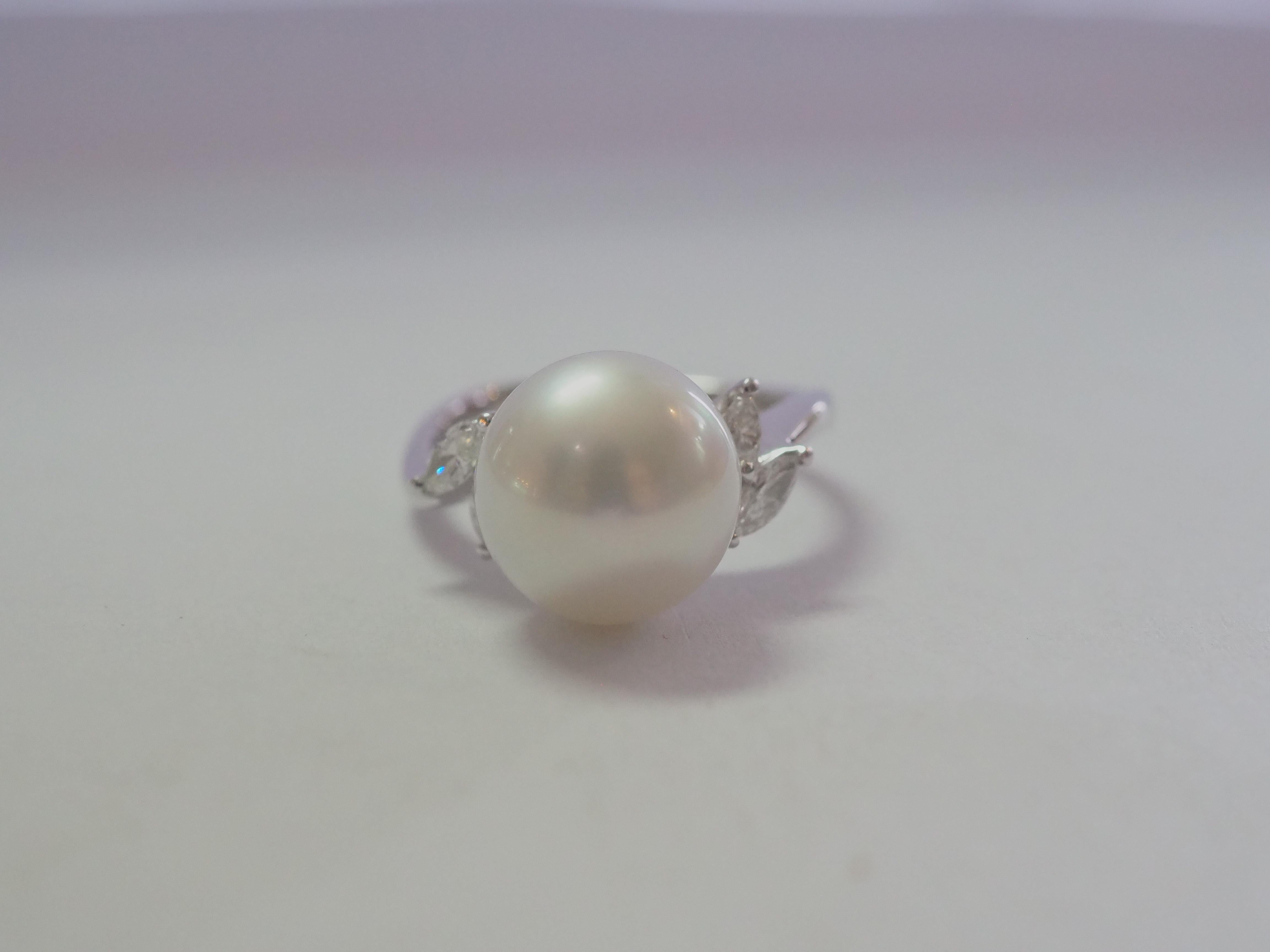 Round Cut 18k White Gold 11mm South Sea Pearl & 0.30ct Diamond Engagement Ring