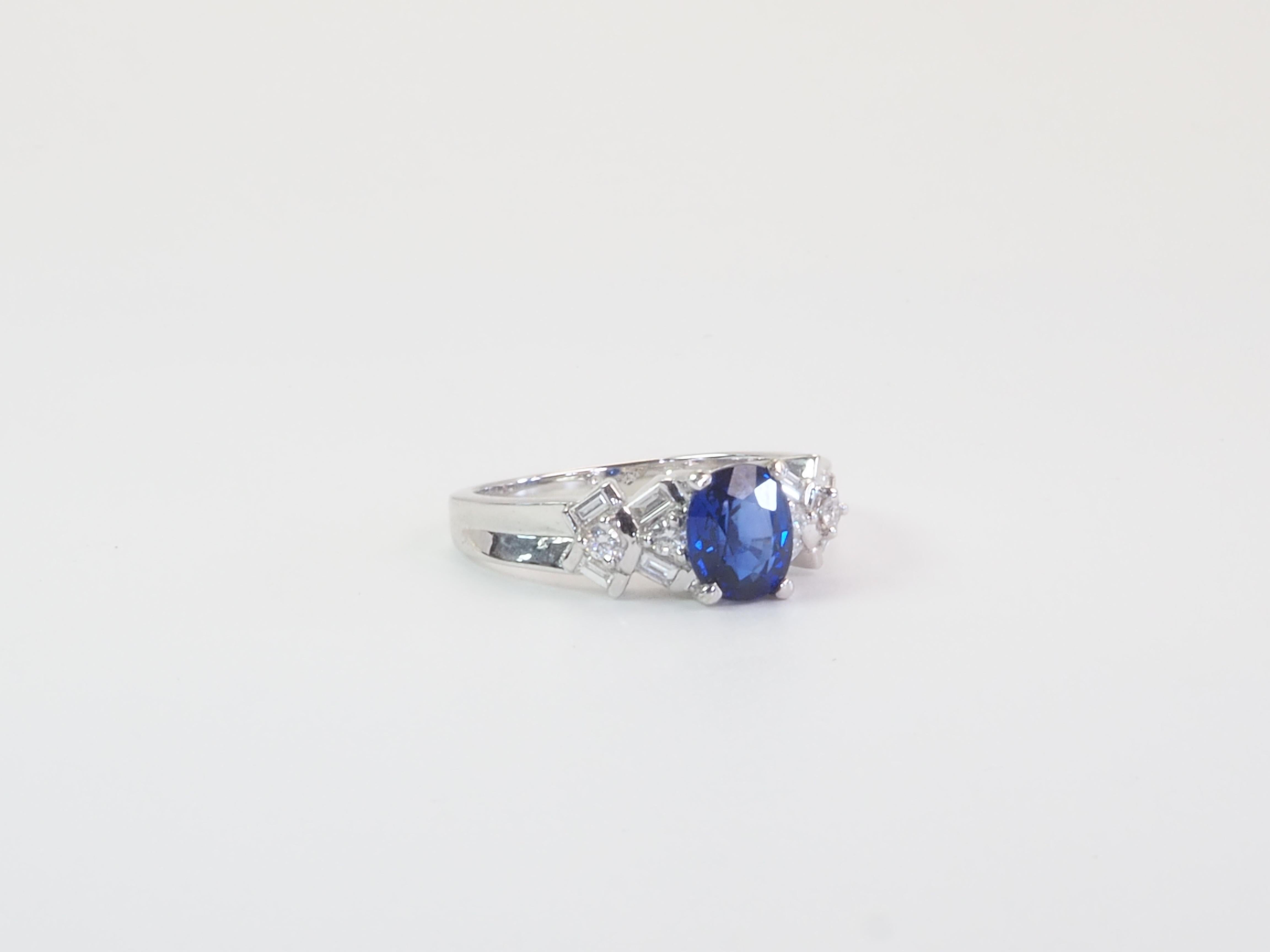 18K White Gold 1.20ct Cornflower Blue Sapphire & 0.26ct Diamond Ring In New Condition In เกาะสมุย, TH