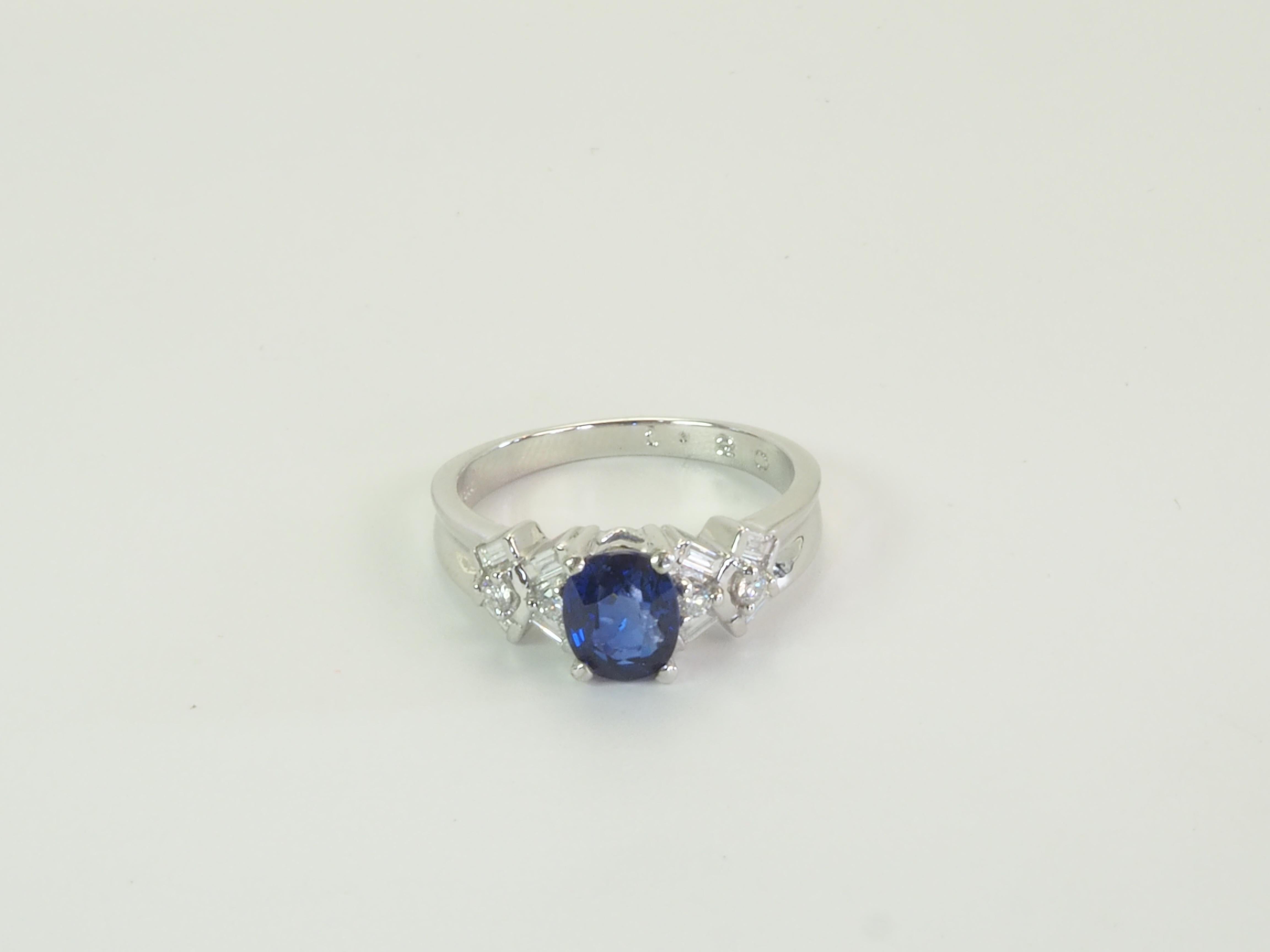 18K White Gold 1.20ct Cornflower Blue Sapphire & 0.26ct Diamond Ring 4
