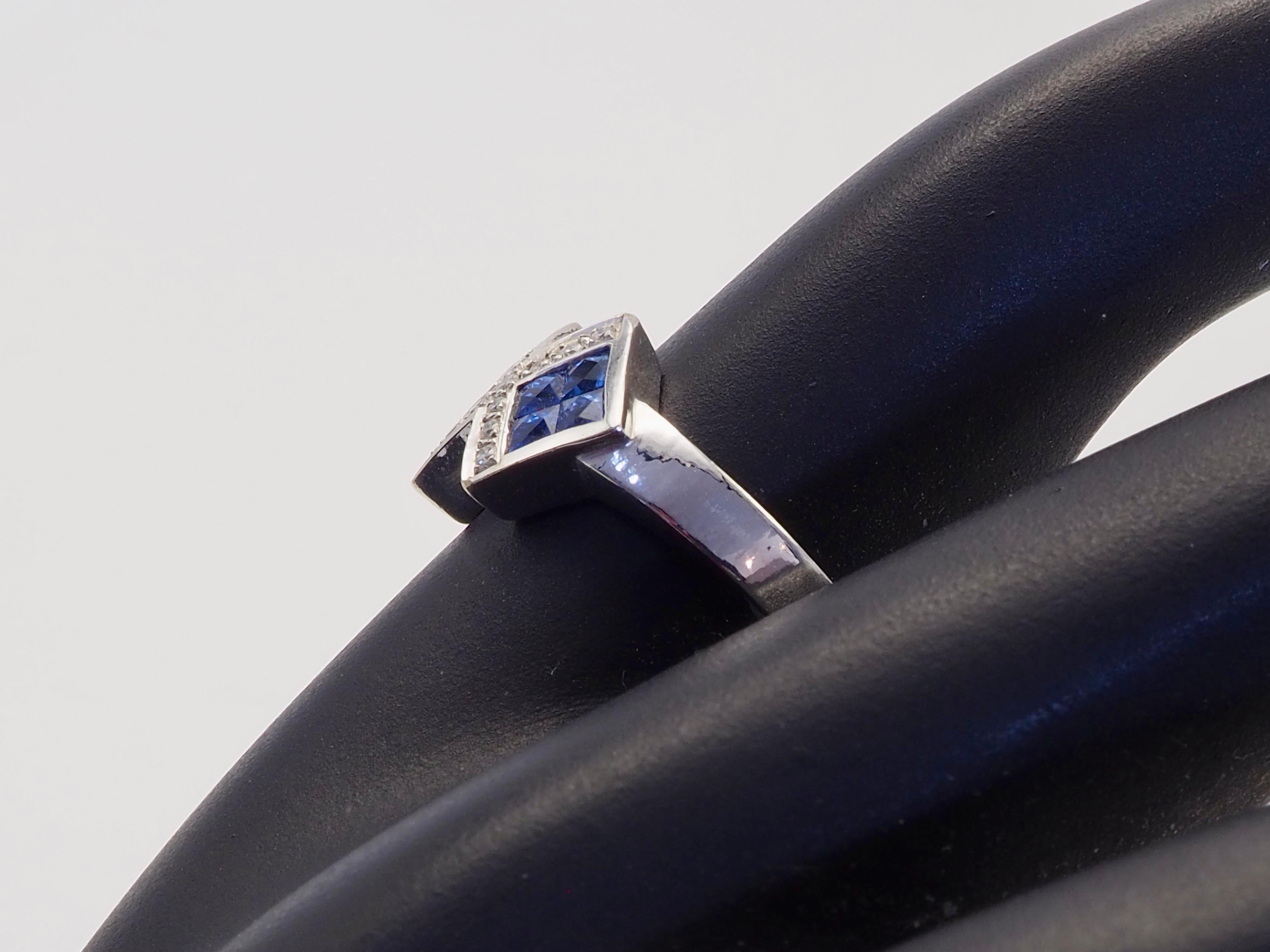 18K White Gold 1.20ct Squared Blue Sapphire & 0.10ct Diamond Fine Abstract Ring For Sale 1